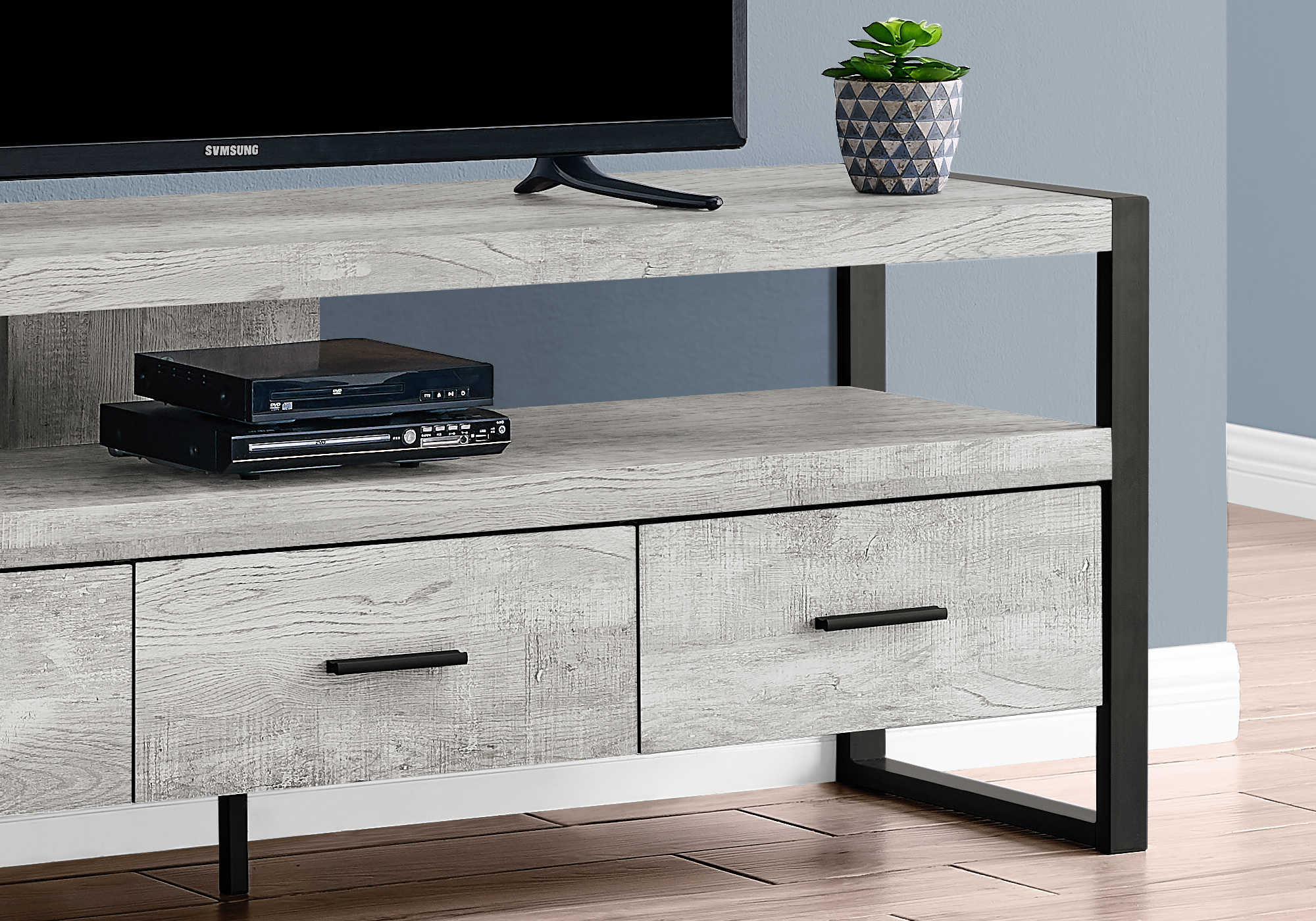 TV STAND - 60"L / GREY RECLAIMED WOOD-LOOK / 3 DRAWERS # I 2821