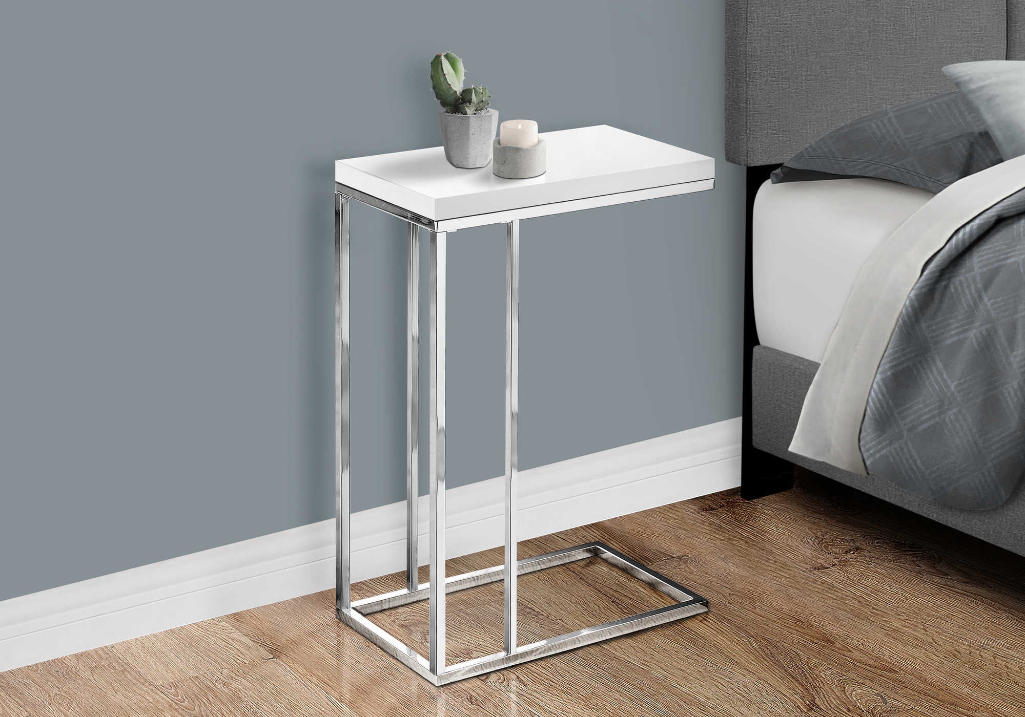 NIGHTSTAND - GLOSSY WHITE WITH CHROME METAL #I 3008