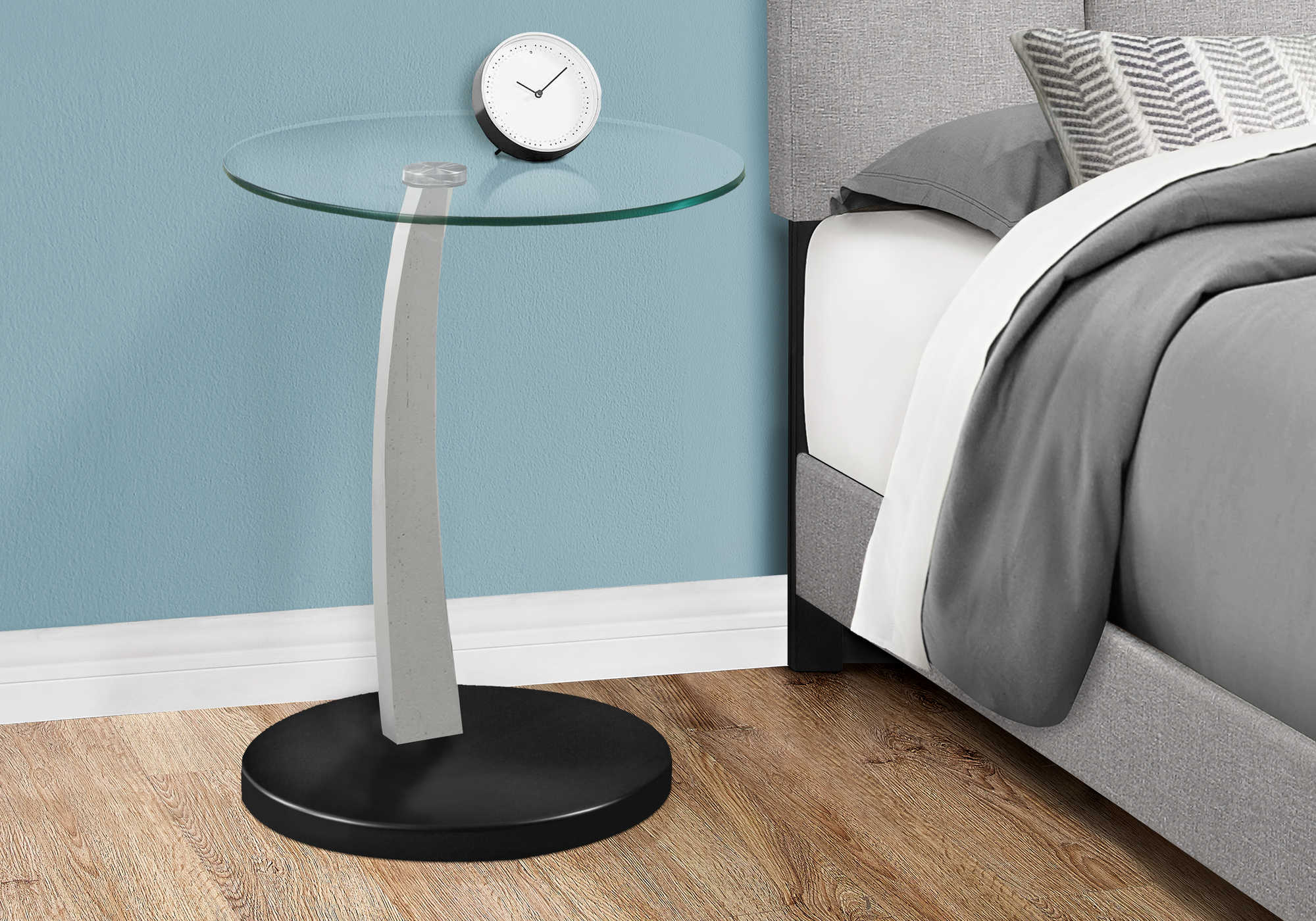 NIGHTSTAND - BLACK / SILVER BENTWOOD W/ TEMPERED GLASS #I 3009