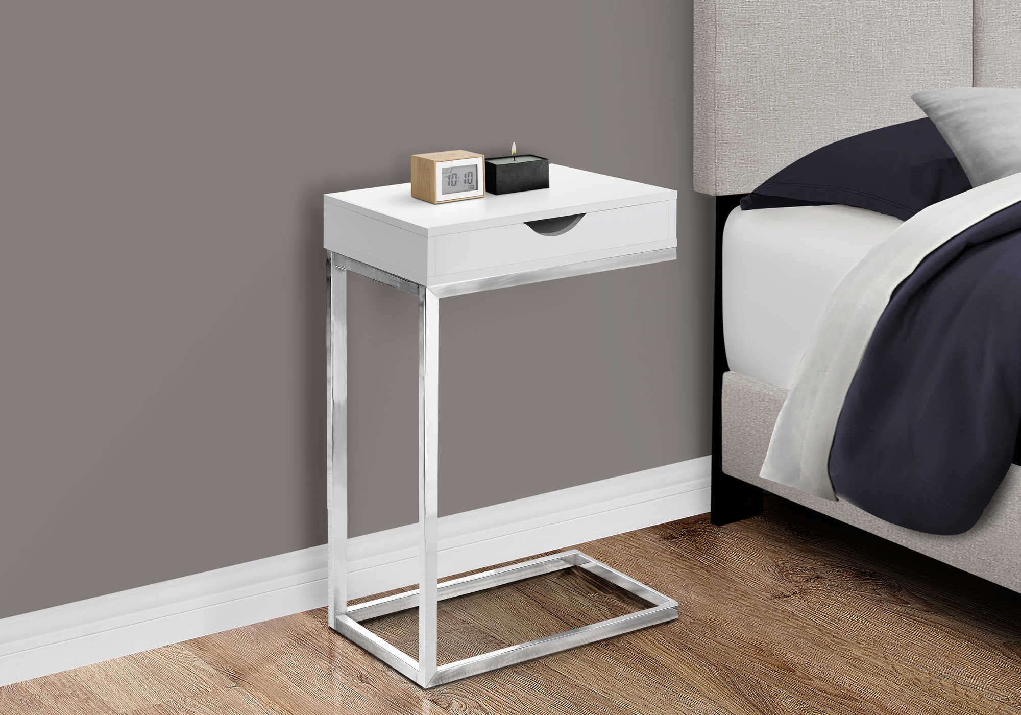 NIGHTSTAND - CHROME METAL / GLOSSY WHITE WITH A DRAWER #I 3031