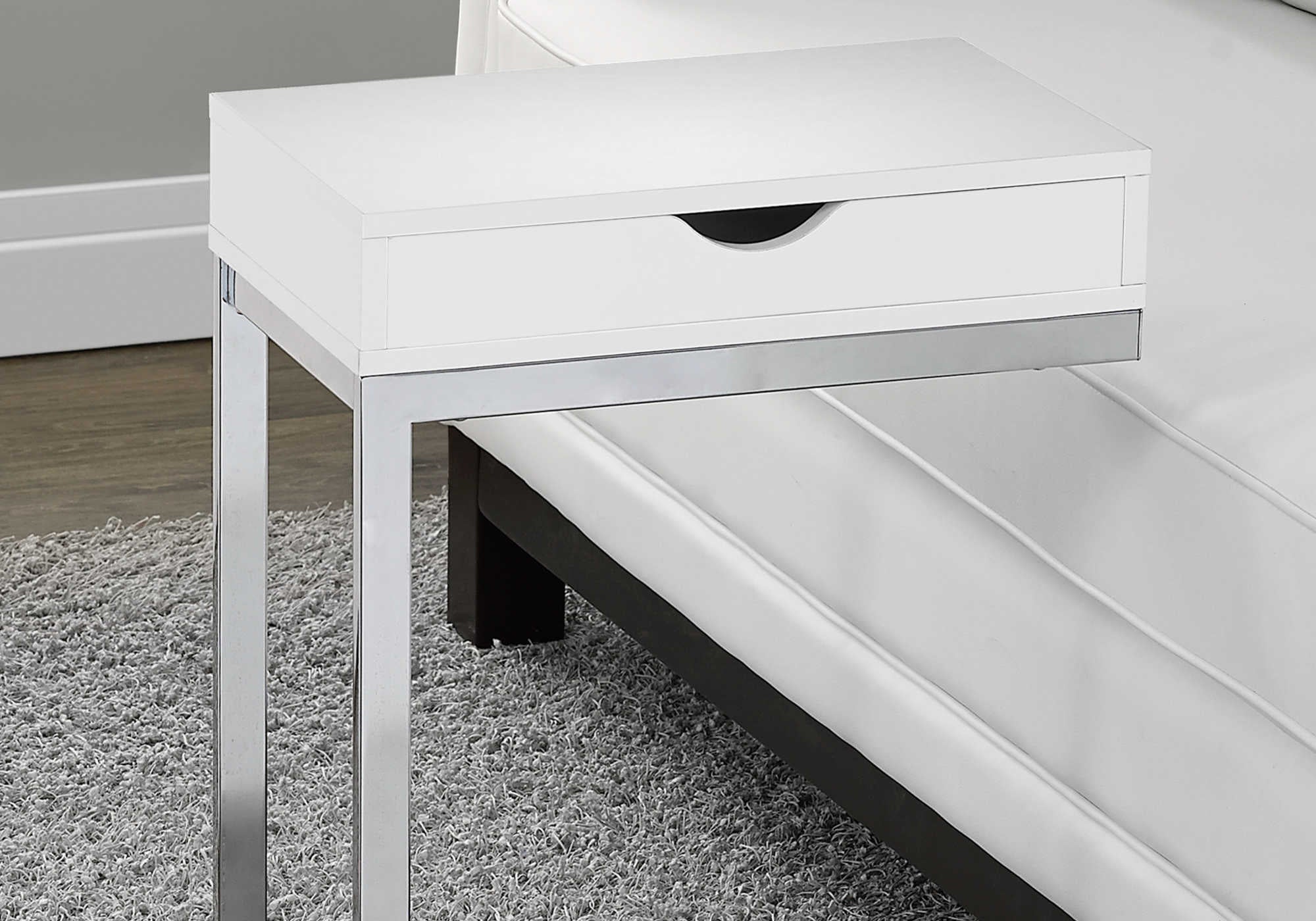 NIGHTSTAND - CHROME METAL / GLOSSY WHITE WITH A DRAWER #I 3031