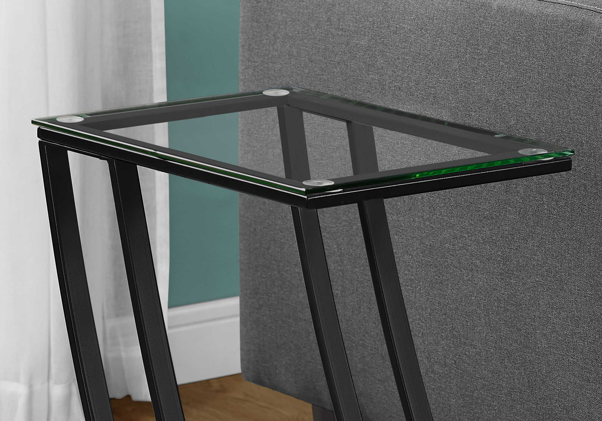 NIGHTSTAND - BLACK METAL WITH TEMPERED GLASS #I 3089