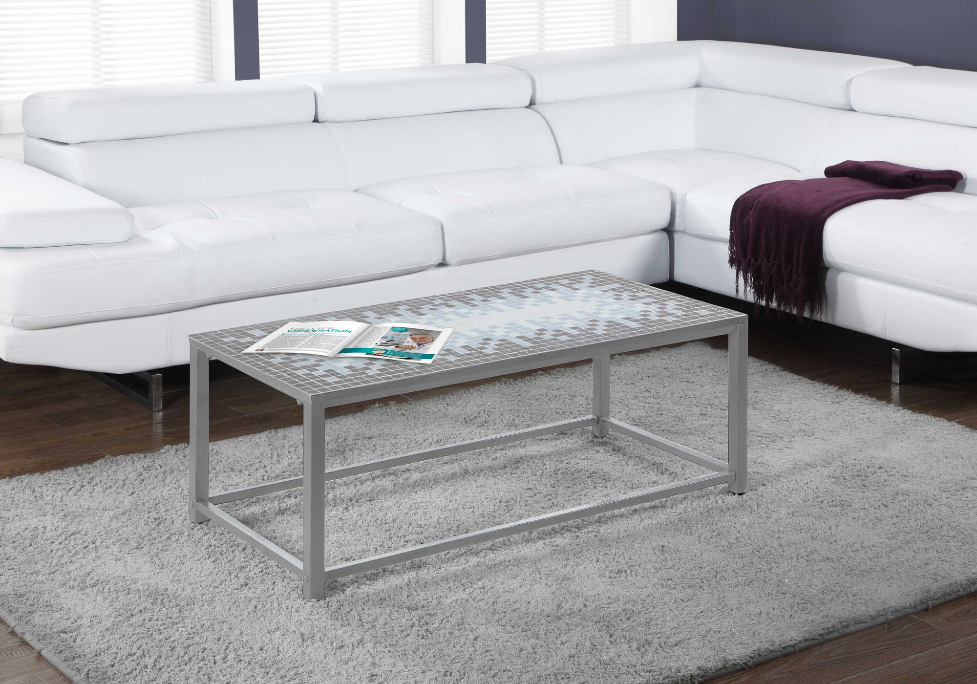 TABLE BASSE - PLATEAU CARREAUX GRIS / BLEU / ARGENT MARTELÉ # I 3140