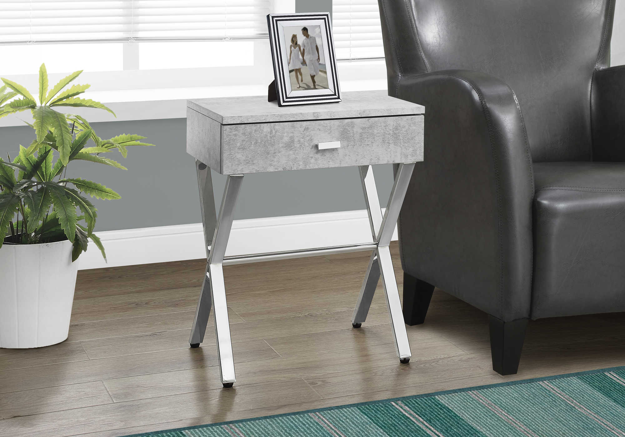 ACCENT TABLE - 24"H / GREY CEMENT / CHROME METAL #I 3264