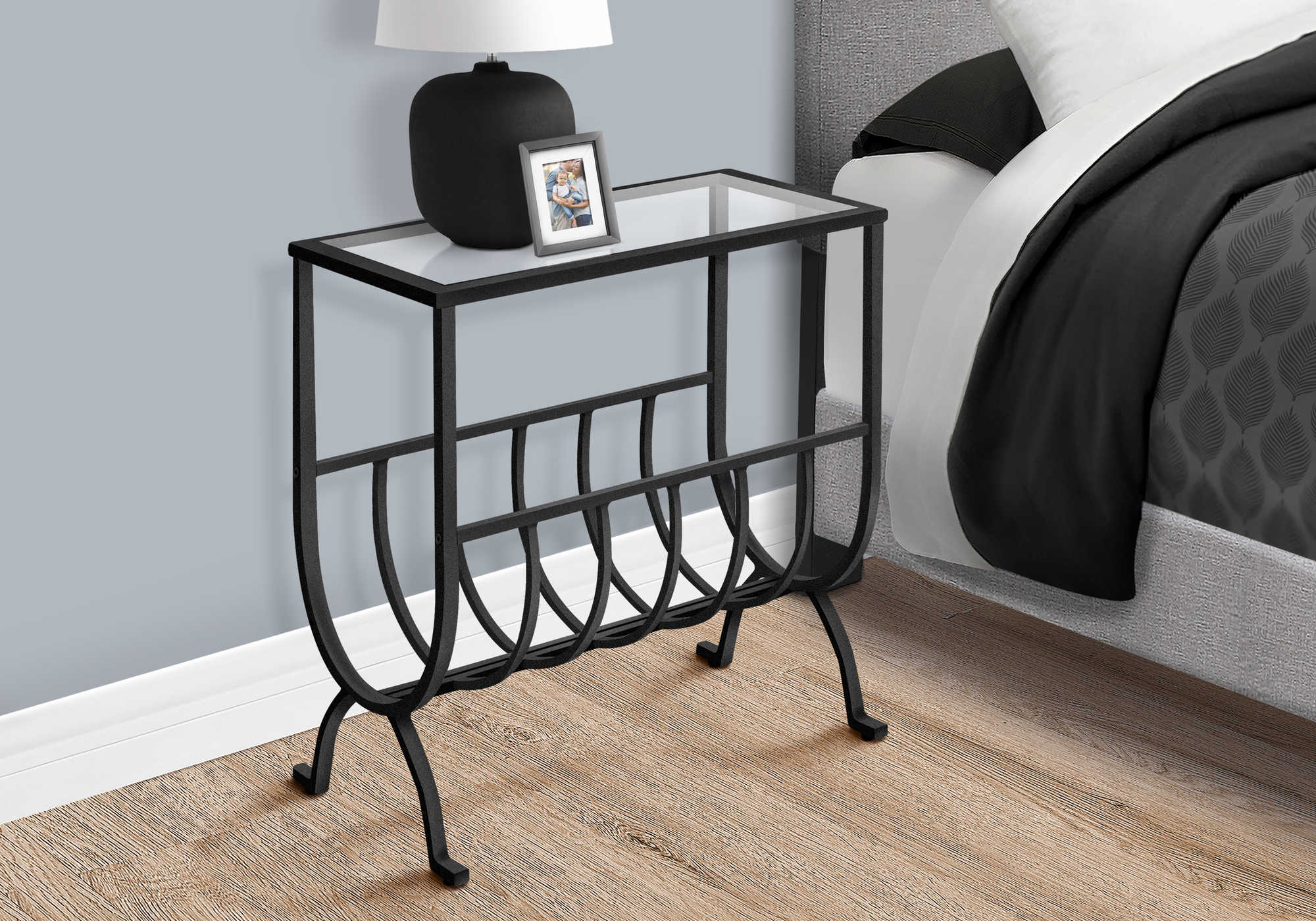 NIGHTSTAND - BLACK METAL WITH TEMPERED GLASS #I 3308