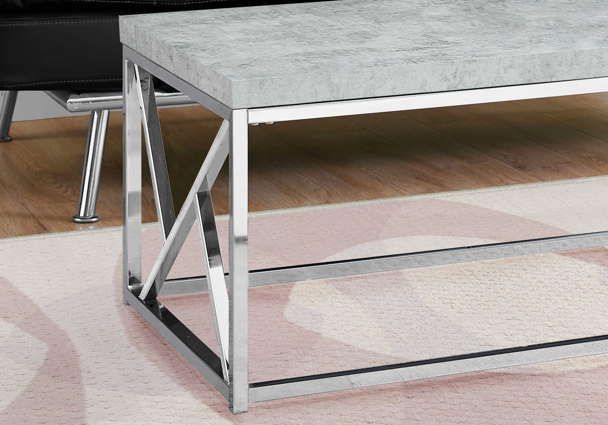 TABLE BASSE - CIMENT GRIS AVEC MÉTAL CHROME # I 3375