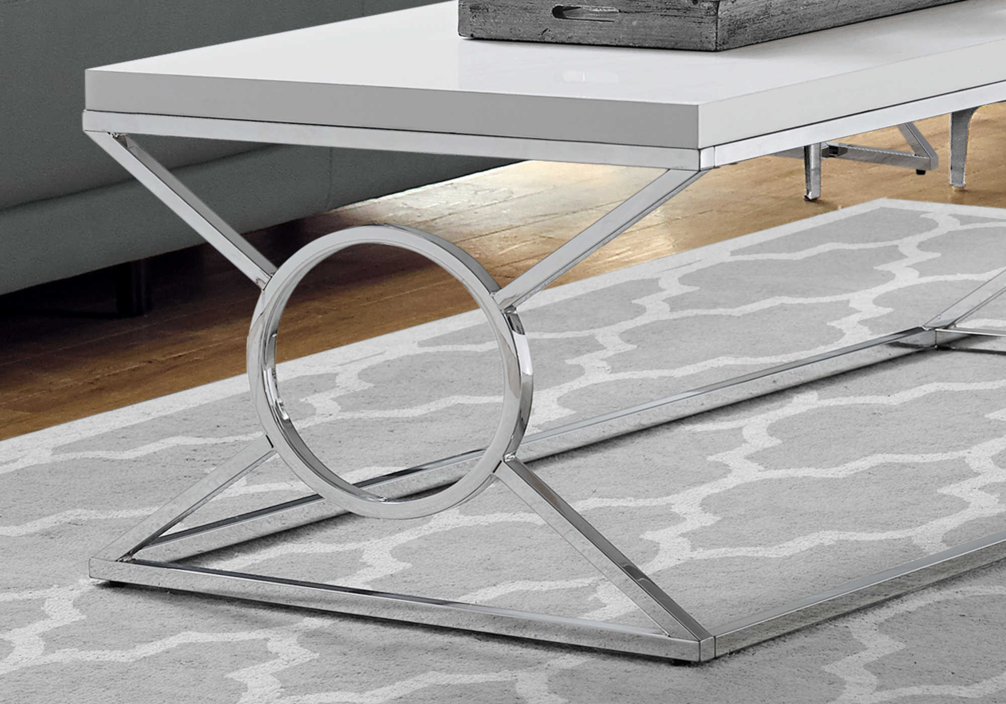 TABLE BASSE - BLANC BRILLANT AVEC MÉTAL CHROME # I 3400