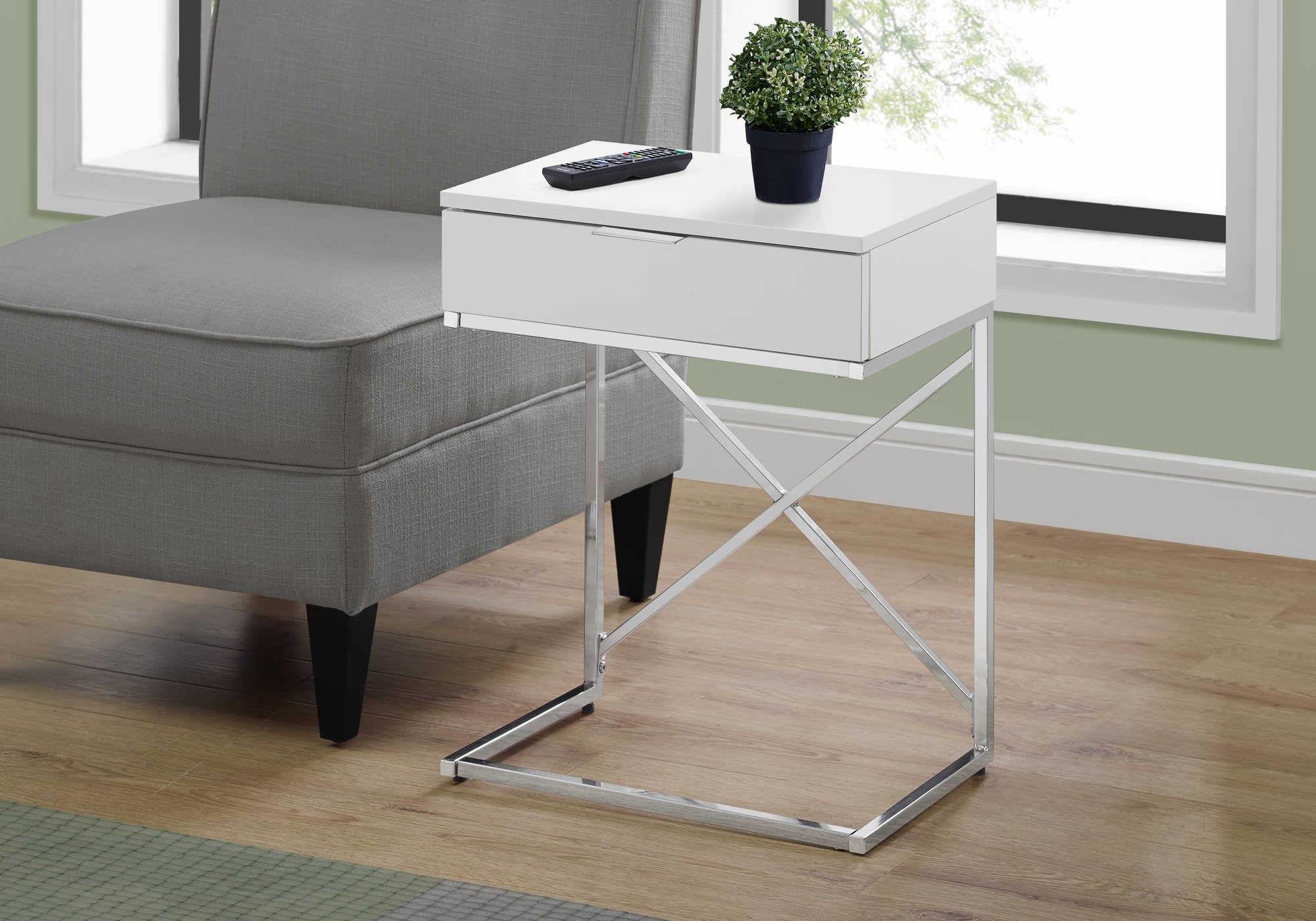 ACCENT TABLE - 24"H / GLOSSY WHITE / CHROME METAL #I 3470