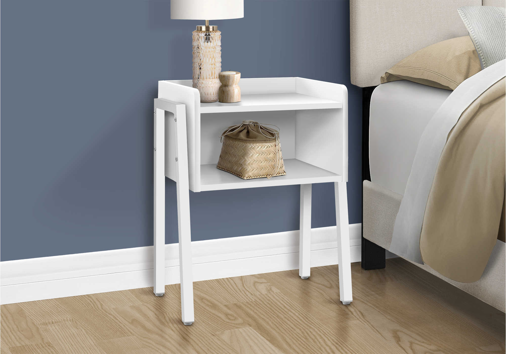 NIGHTSTAND - 23"H / WHITE / WHITE METAL #I 3594