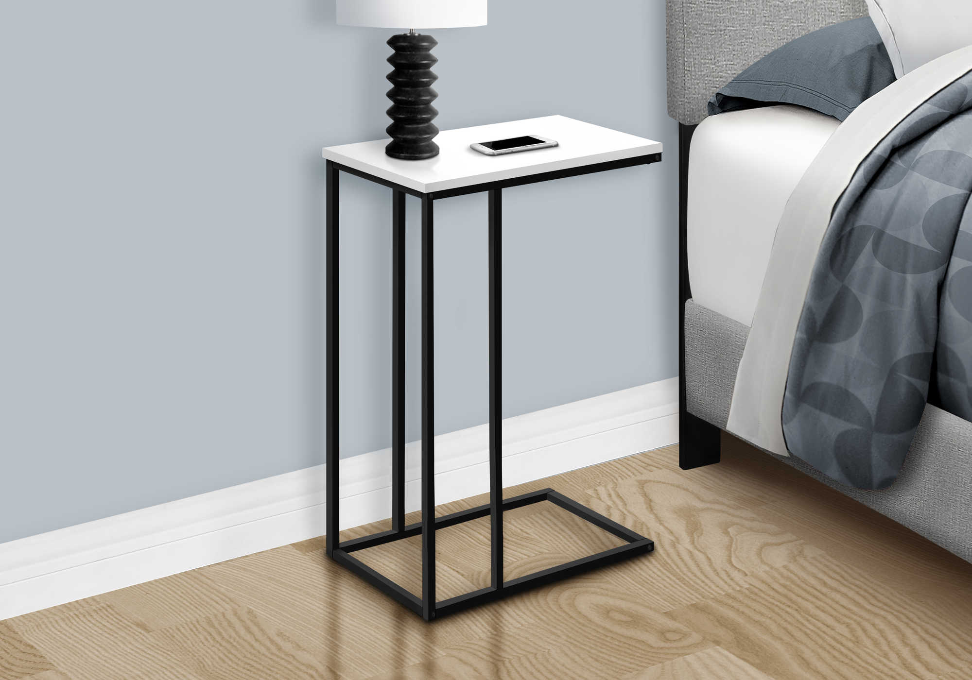 NIGHTSTAND - 25"H / WHITE / BLACK METAL #I 3760