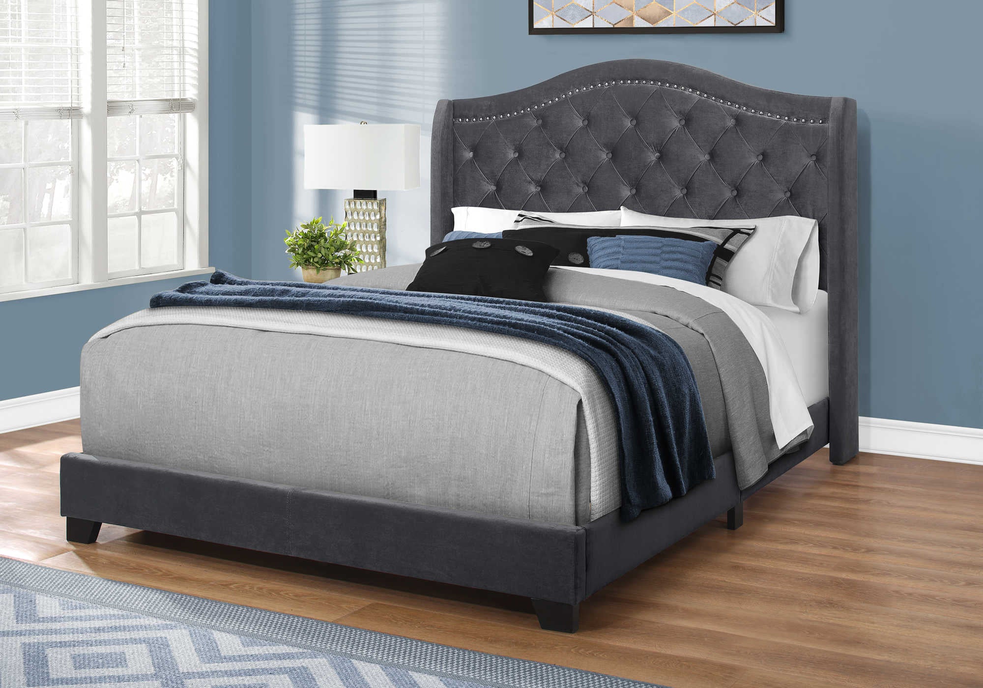 BED - QUEEN SIZE / DARK GREY VELVET WITH CHROME TRIM # I 5968Q