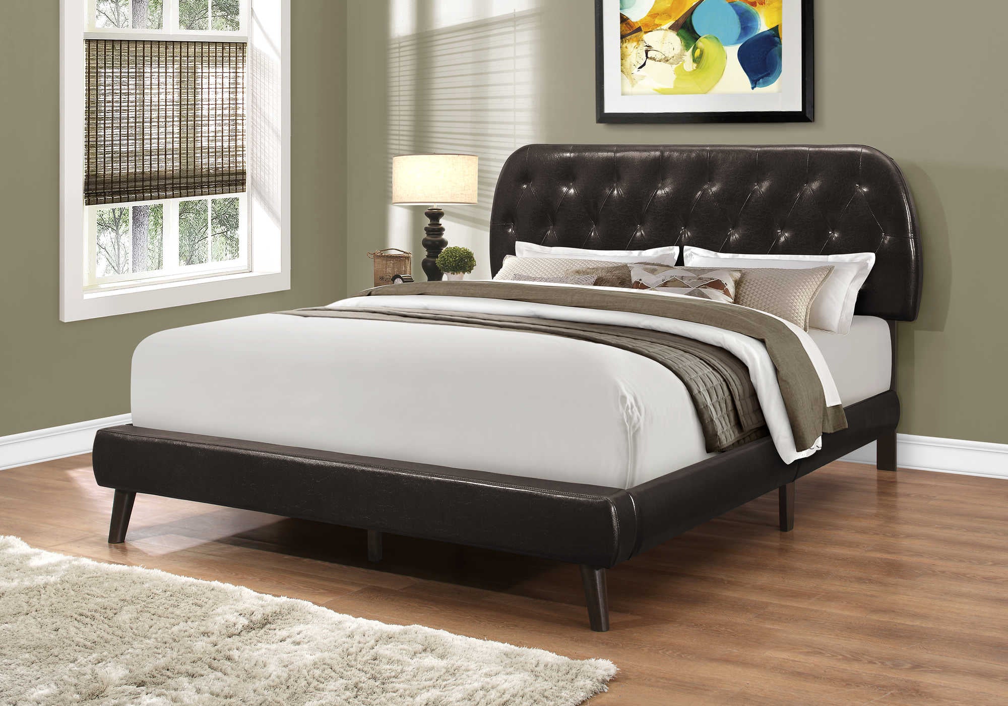 BED - QUEEN SIZE / BROWN LEATHER-LOOK WITH WOOD LEGS # I 5982Q