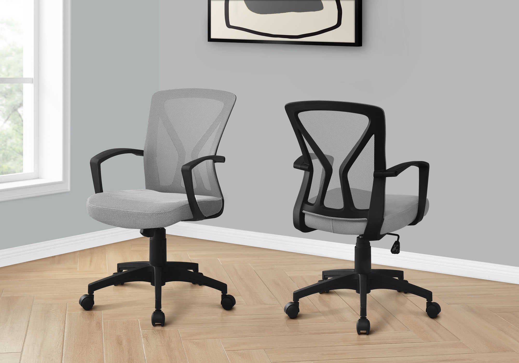 OFFICE CHAIR - GREY / BLACK BASE ON CASTORS # I 7340