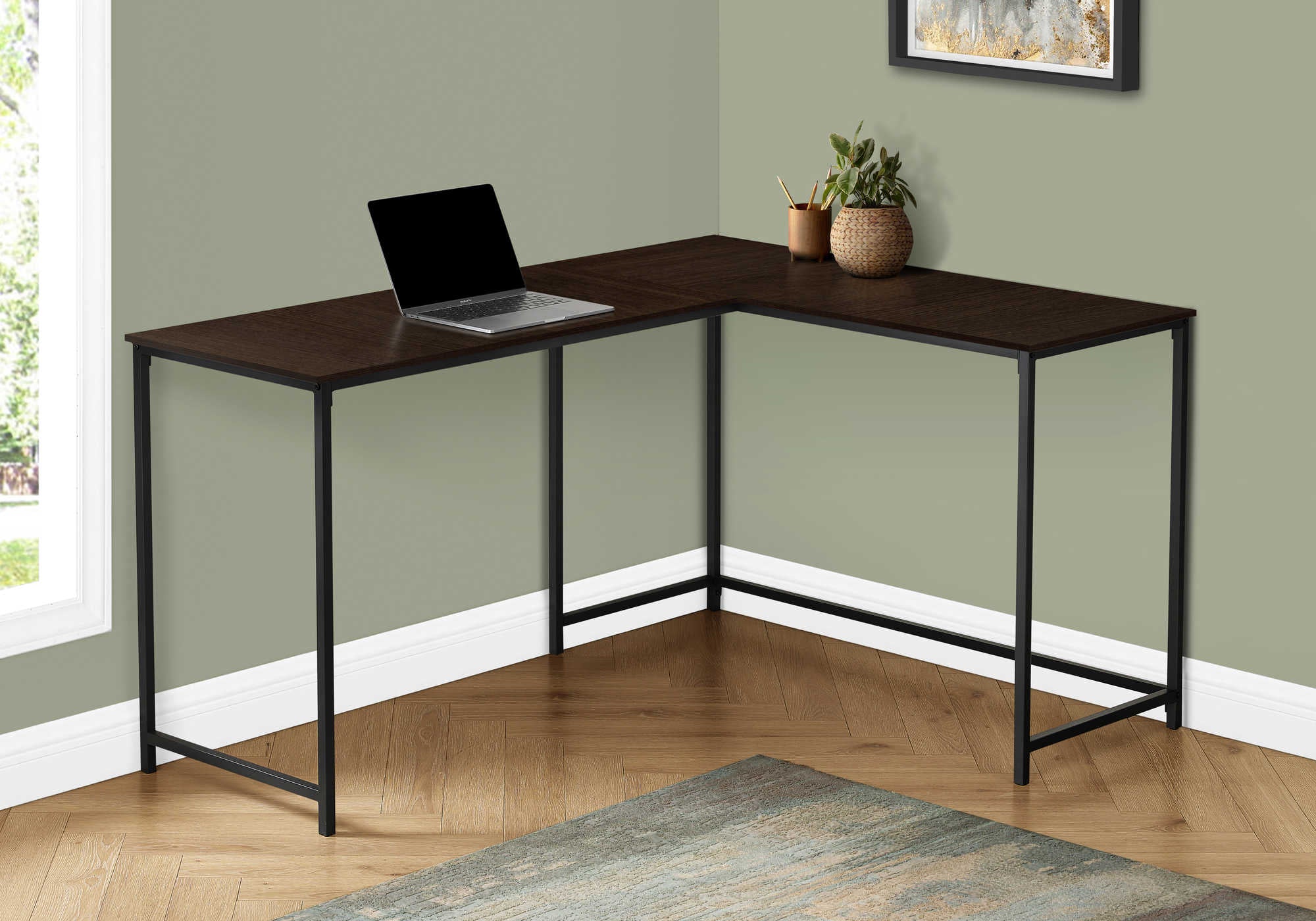 BUREAU D'ORDINATEUR - 58"L / DESSUS ESPRESSO / COIN EN MÉTAL NOIR # I 7390