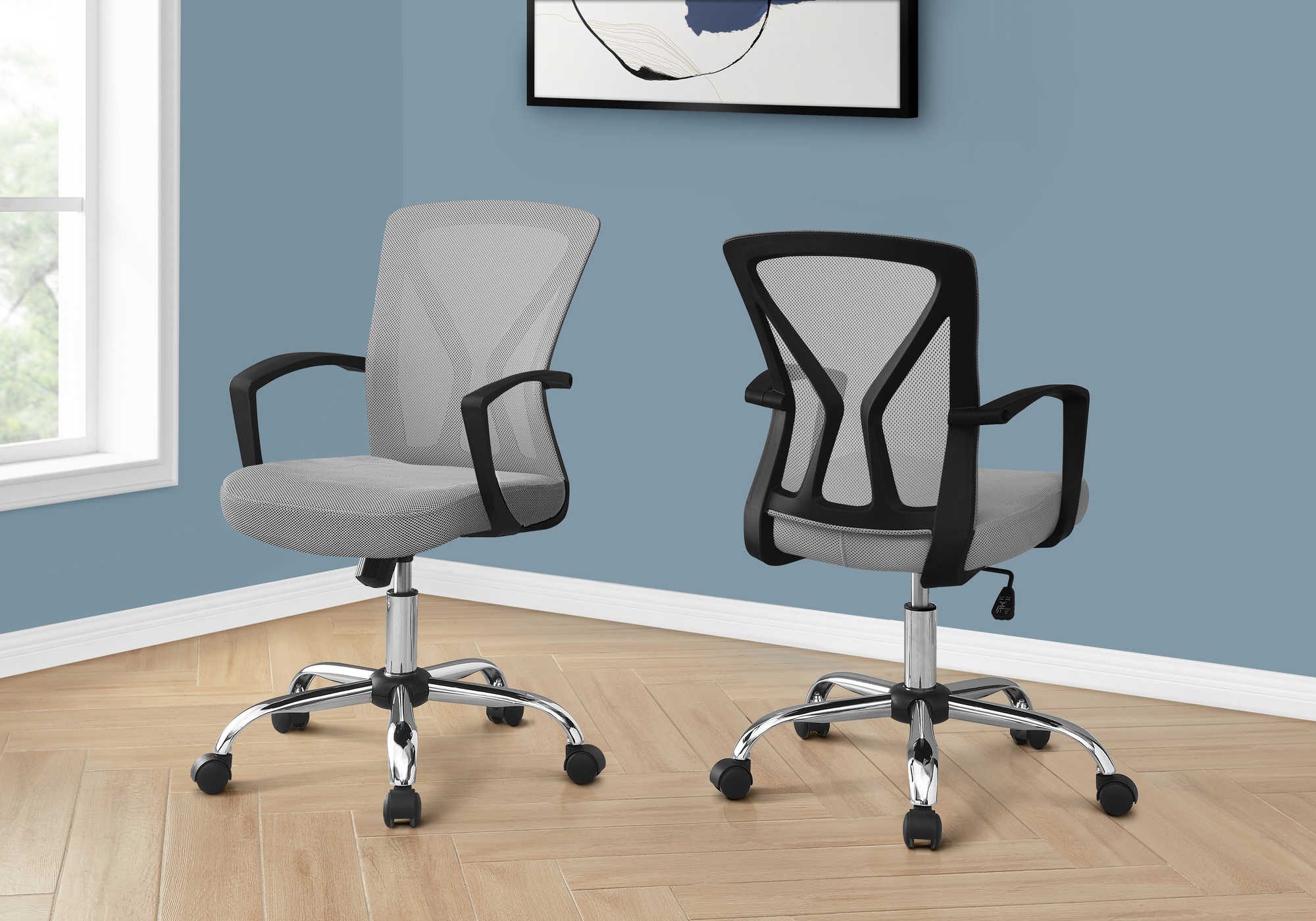 OFFICE CHAIR - GREY / CHROME BASE ON CASTORS # I 7461