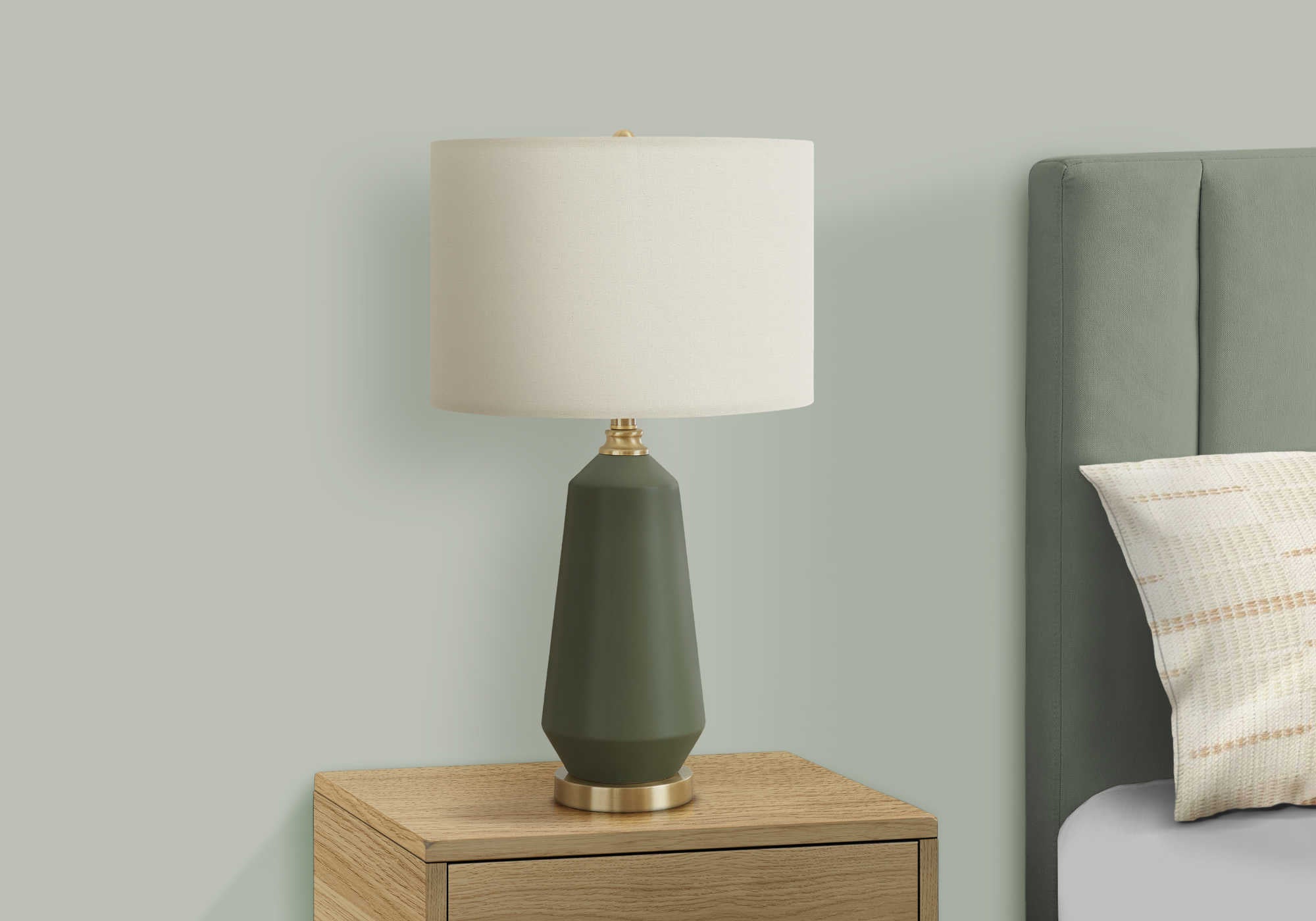 LIGHTING - 26"H TABLE LAMP GREEN CERAMIC / IVORY SHADE # I 9624