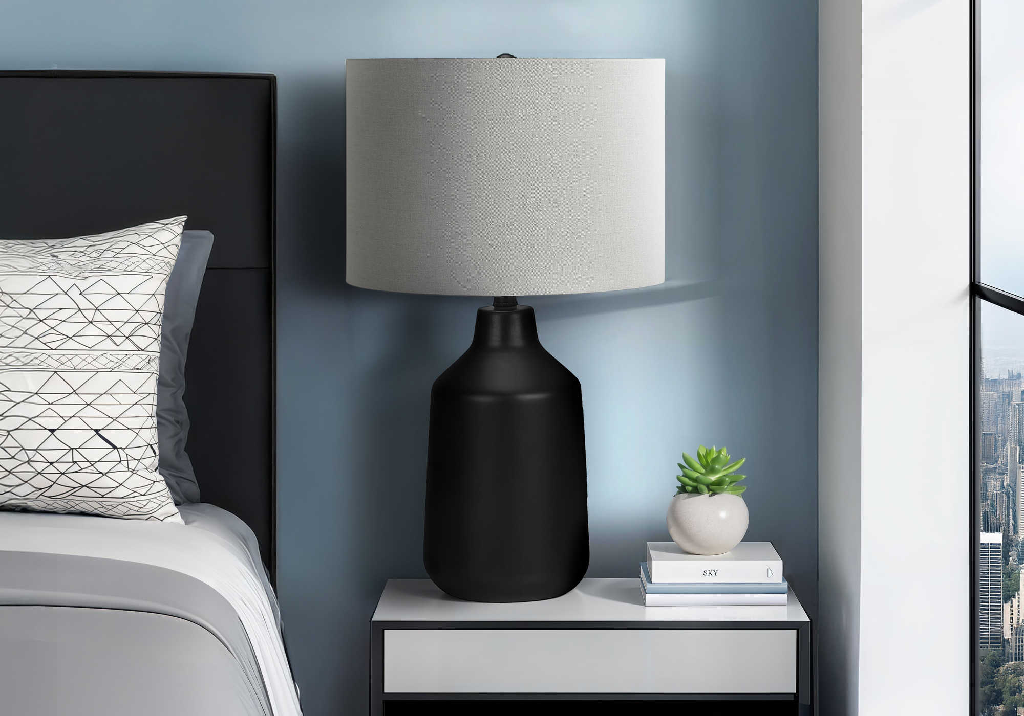 LIGHTING - 24"H TABLE LAMP BLACK CONCRETE / GREY SHADE # I 9701