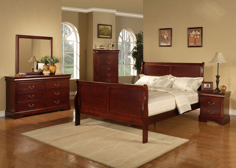 LOUIS PHILLIP - BEDROOM SET SLEIGH DESIGN - 8 PC