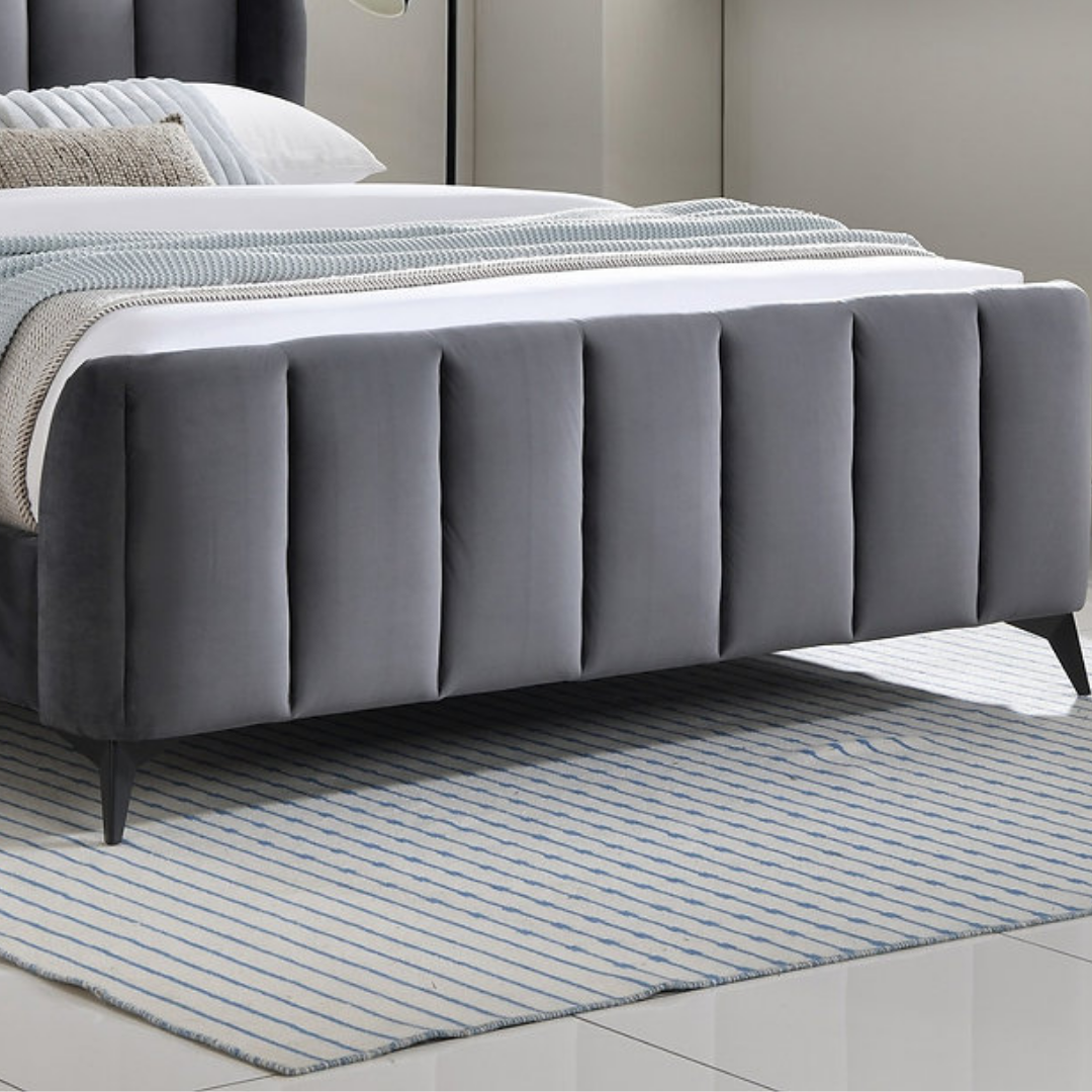 Lenvar – Queen Bed – Velvet (Grey)