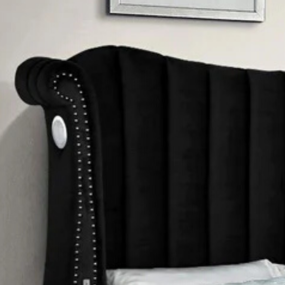 Tulvion – Queen Bed – Velvet (Black)