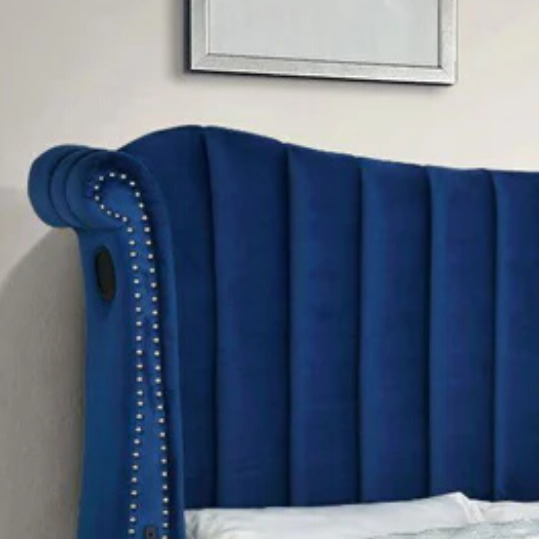 Tulvion – Queen Bed – Velvet (Blue)