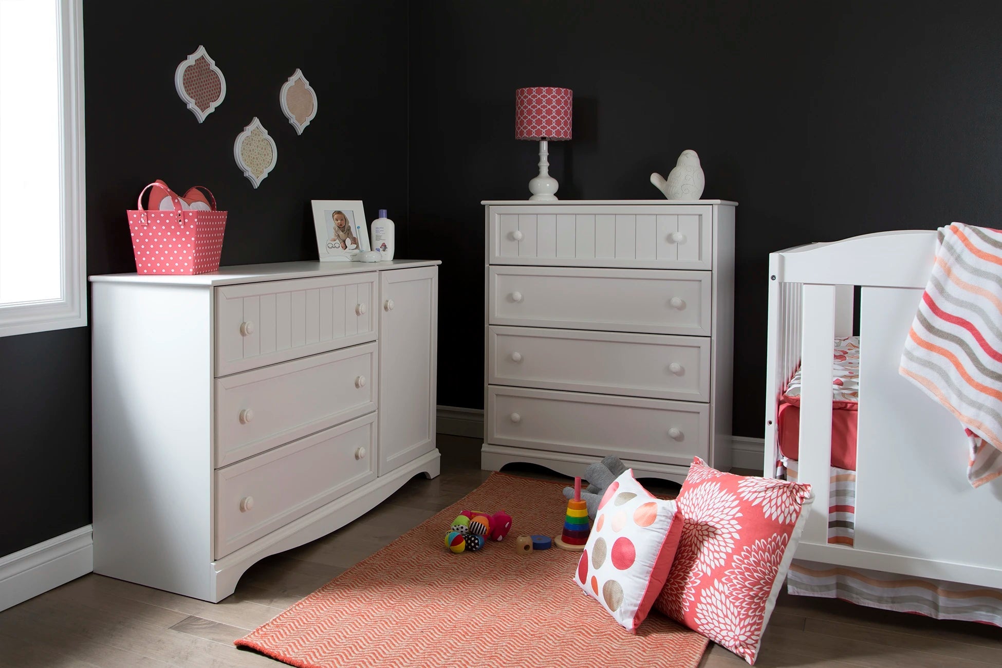 Storage Cabinet with 3 Drawers and 1 Door Dresser - Savannah