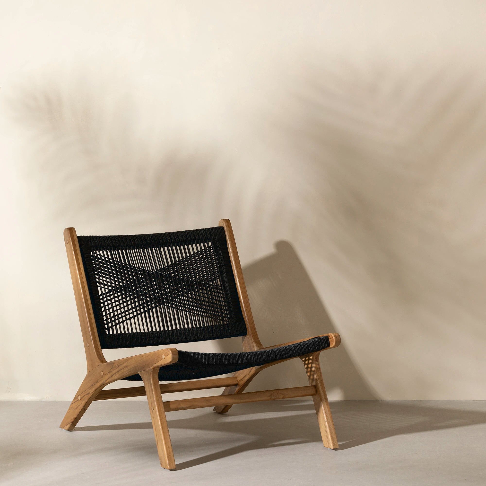 Teak Wood and Woven Rope Lounge Chair - Agave