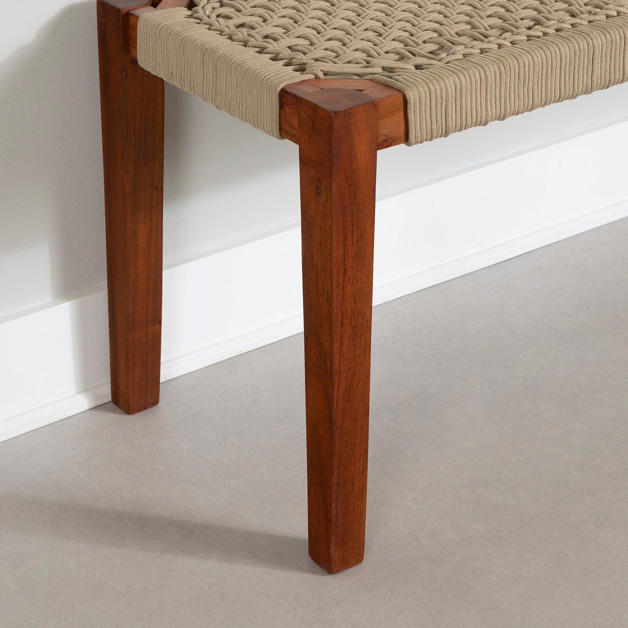 Wood and Rope Bench - Hoya