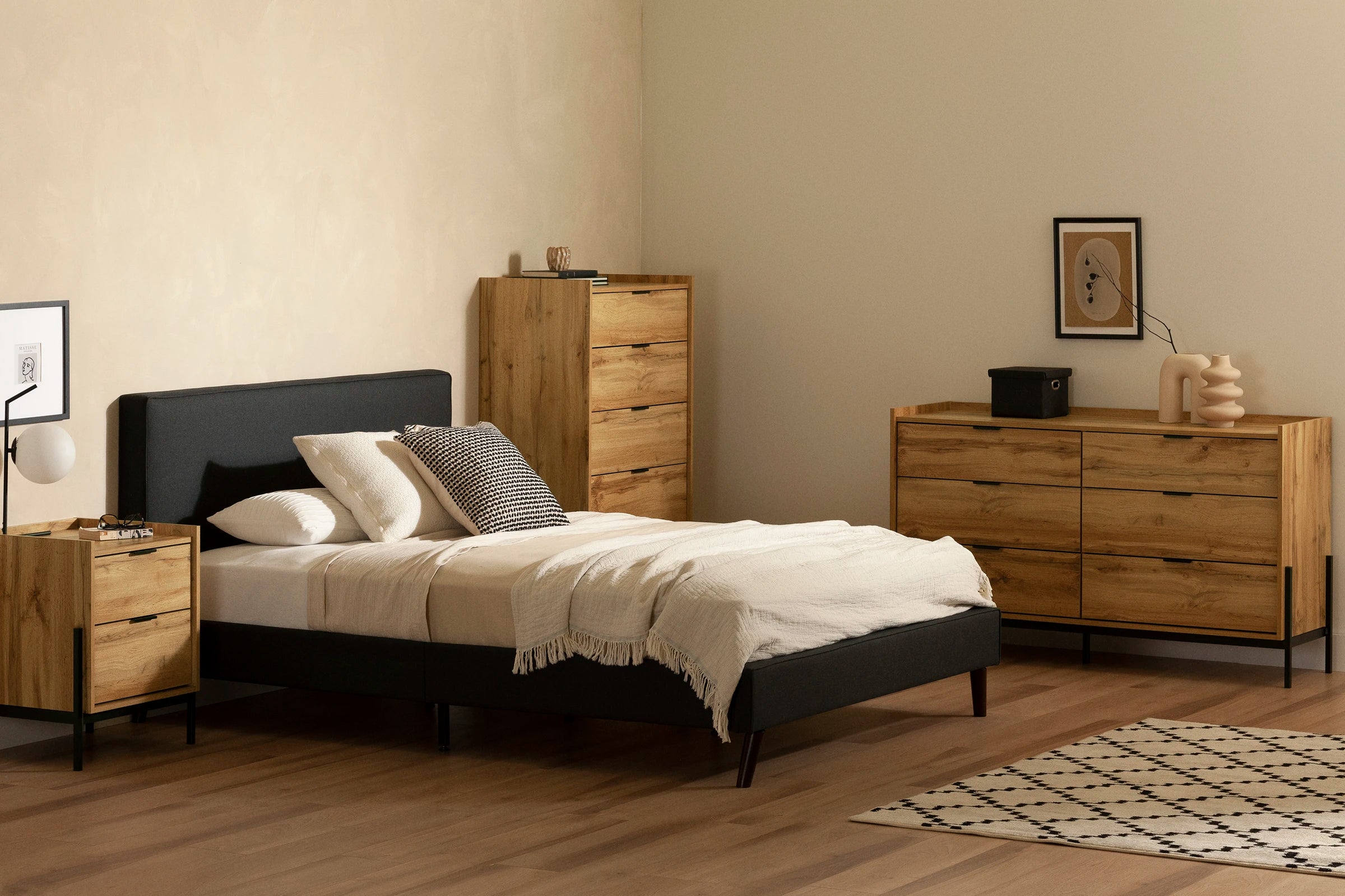 Complete Upholstered Bed - Milton