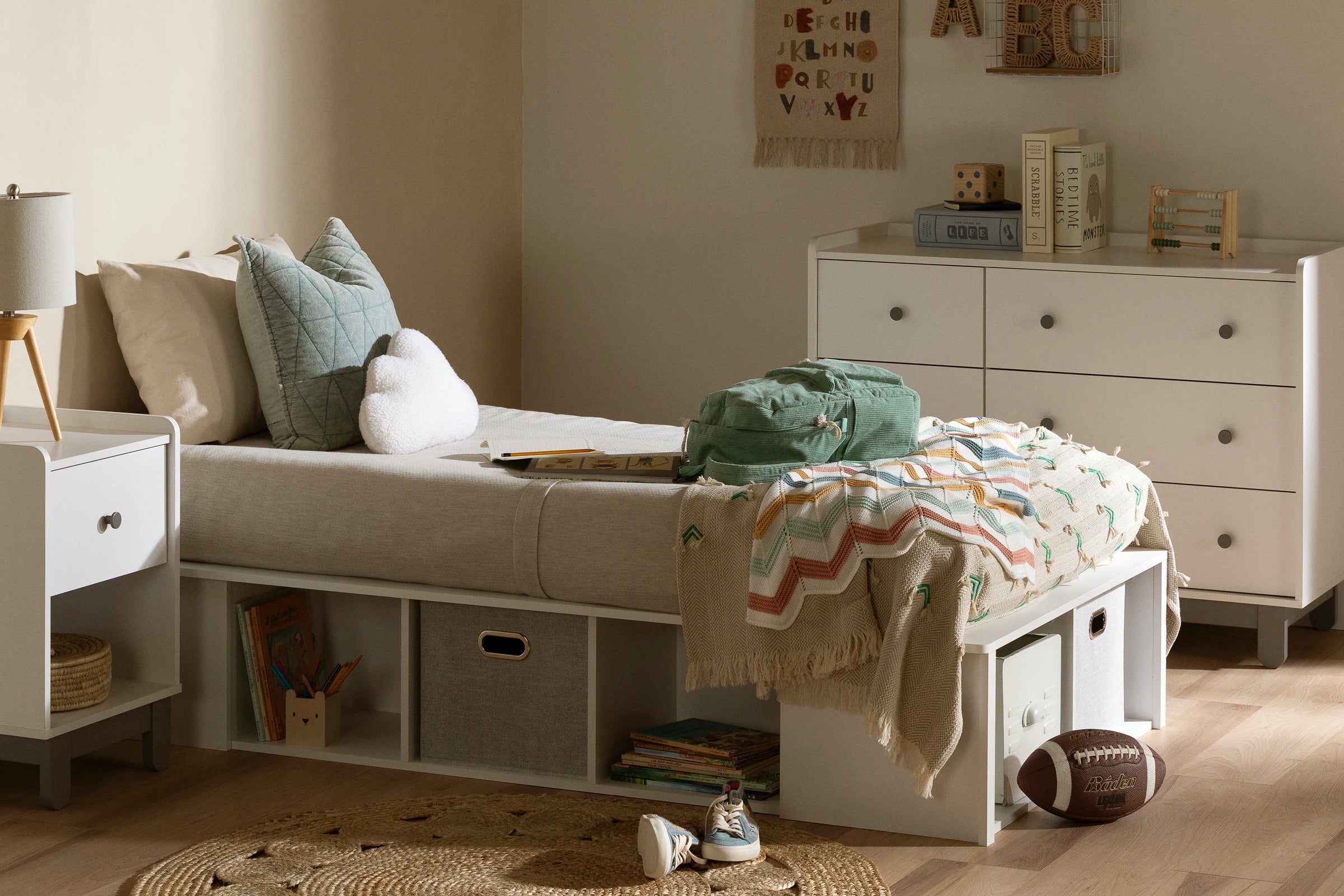 Storage Platform Bed with Baskets - Flexible