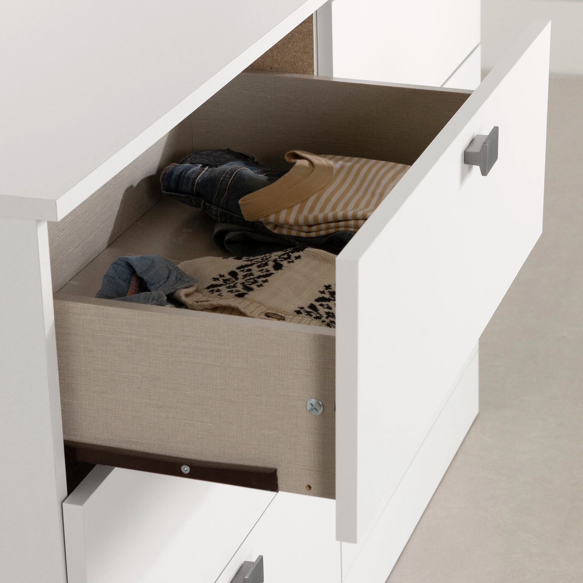 6-Drawer Dresser - Spark