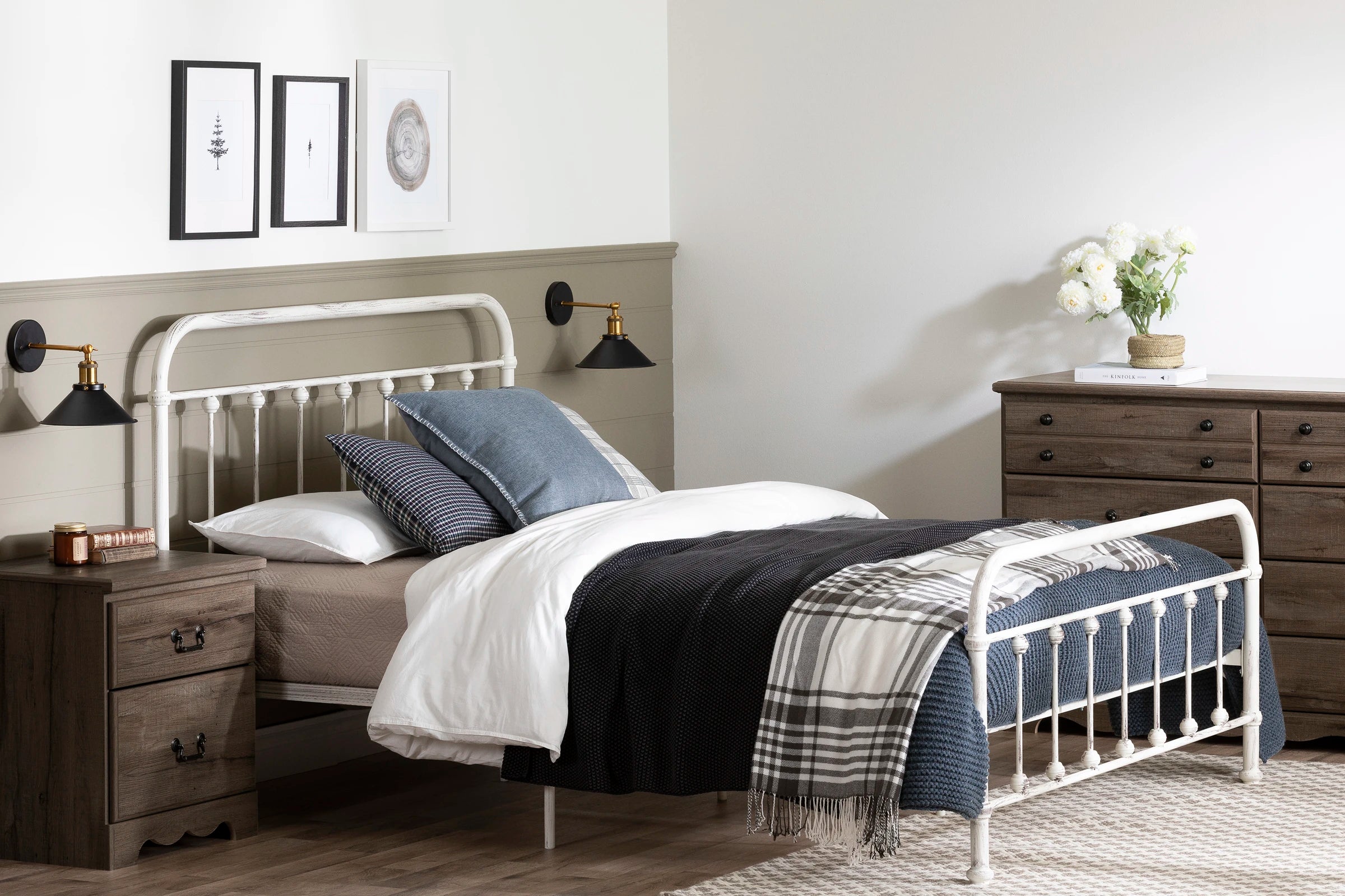 Cottage Metal Platform Bed - Prairie