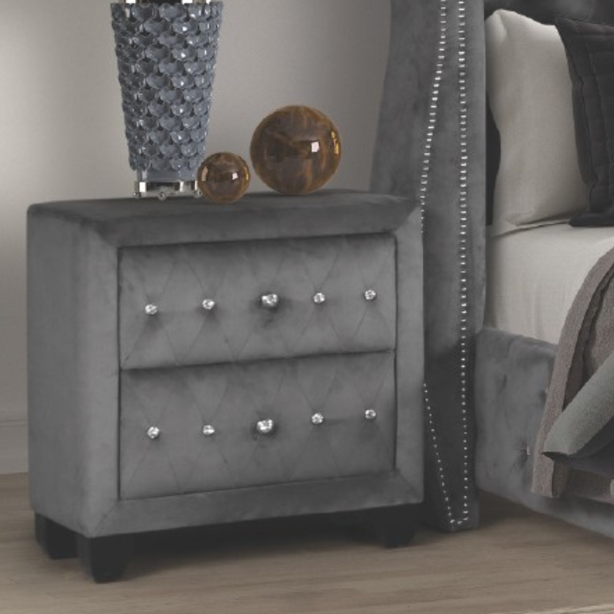 Magnova – Table de chevet grise 2 tiroirs velours