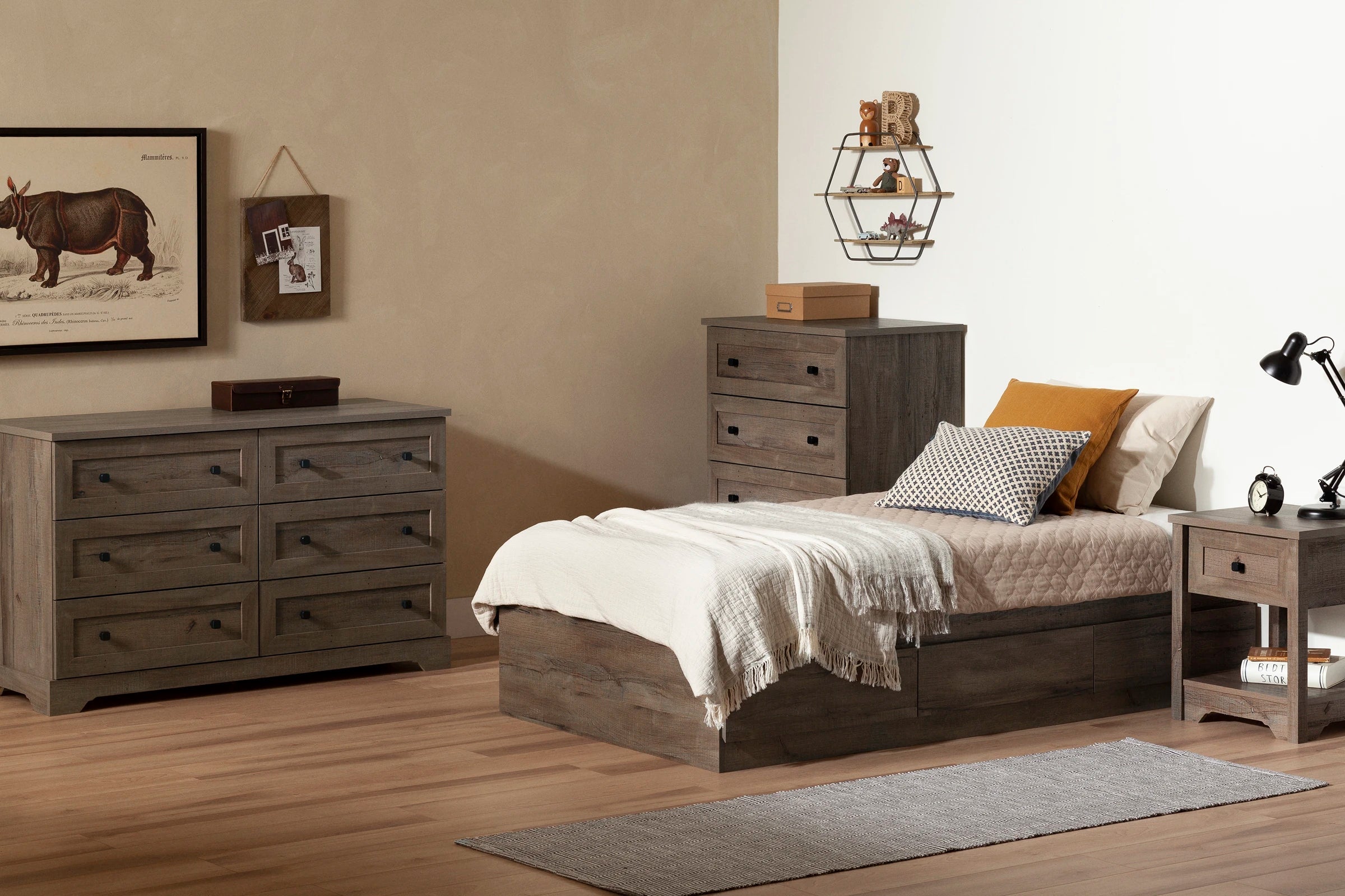 Mates Bed with 3 Drawers - Hazen