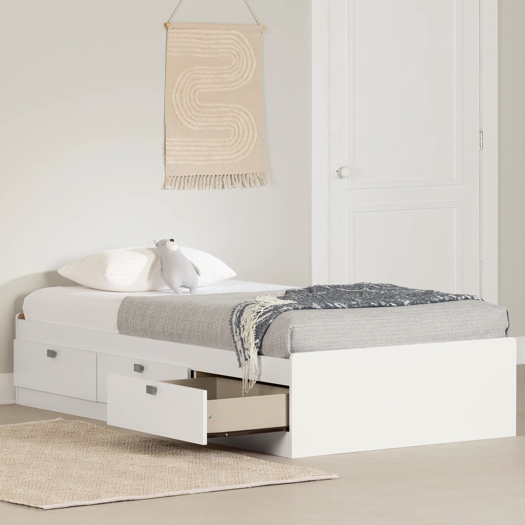 Mate's Platform Storage Bed with 3 Drawers - Spark