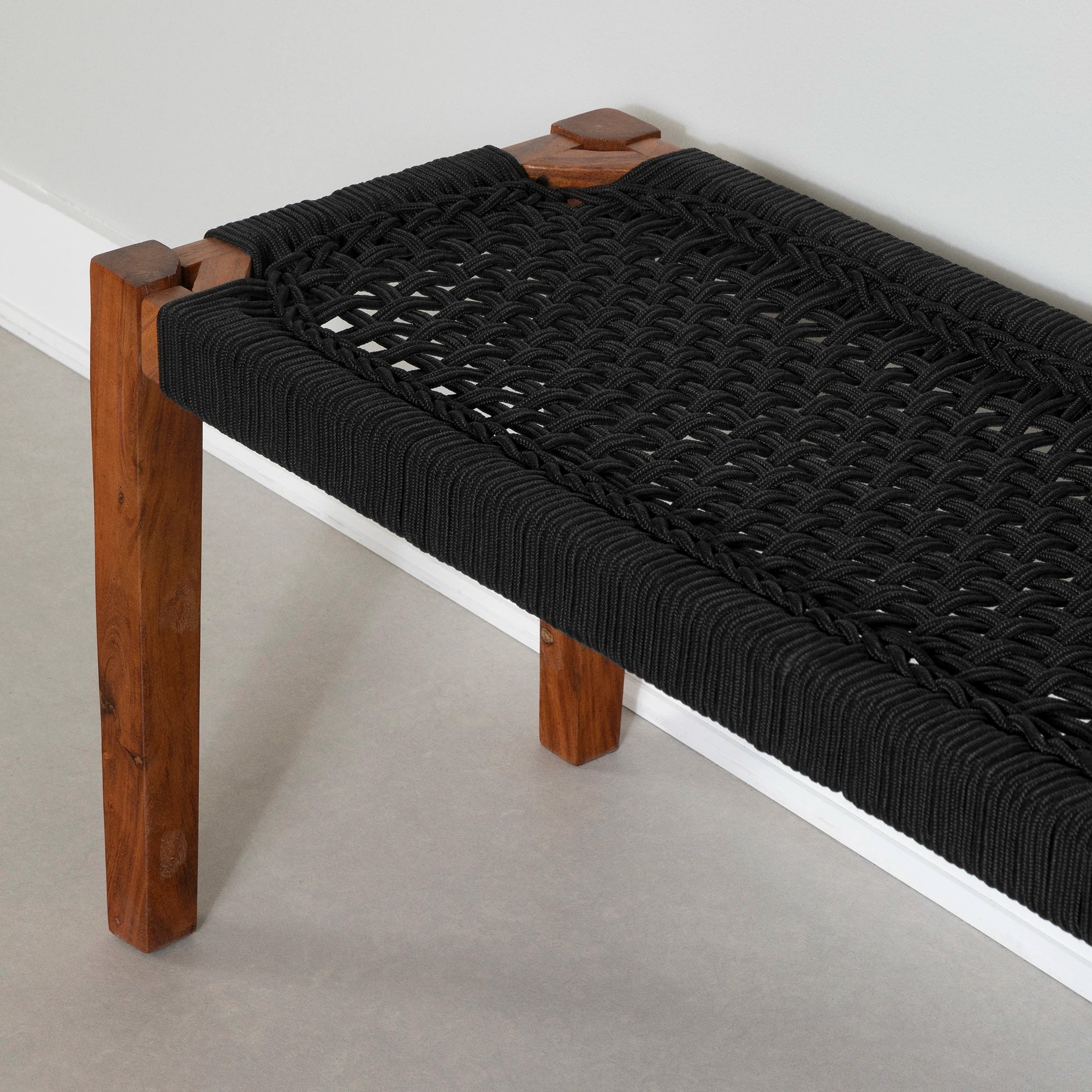 Wood and Rope Bench - Hoya