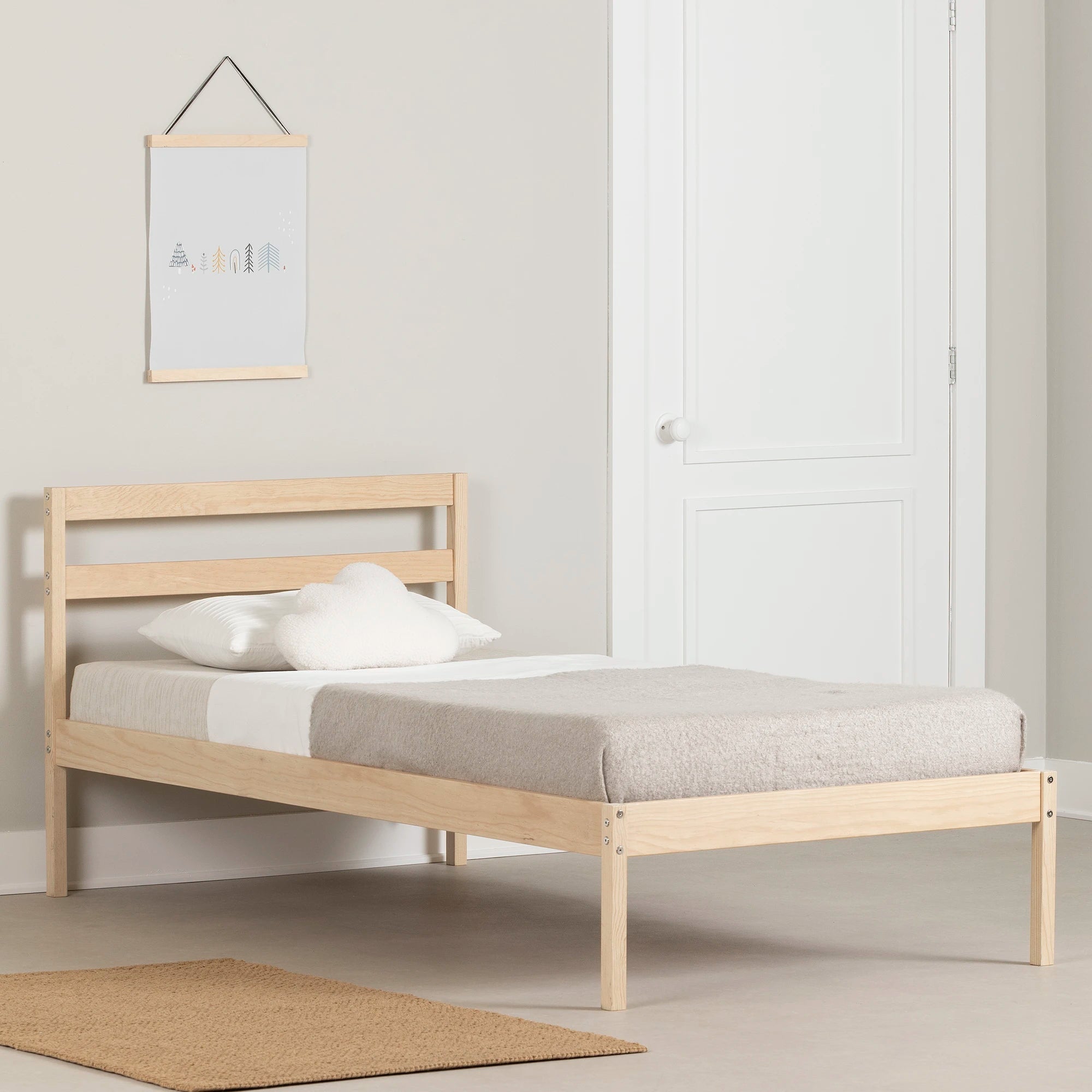 Wooden Bed - Sweedi