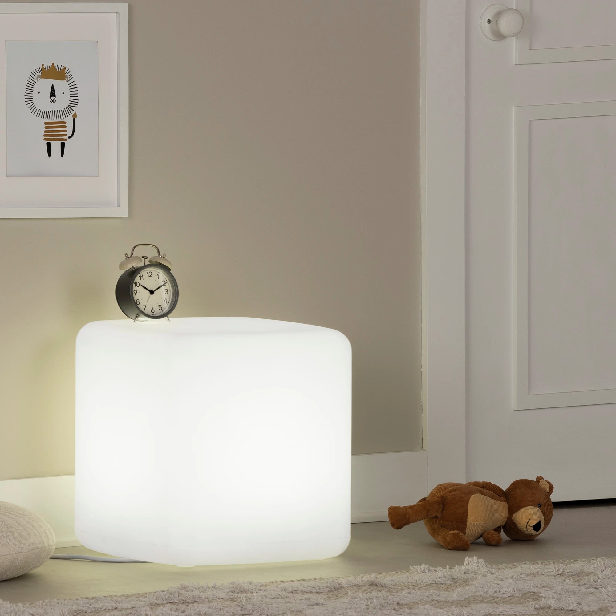 Lighted Nightstand - Sweedi