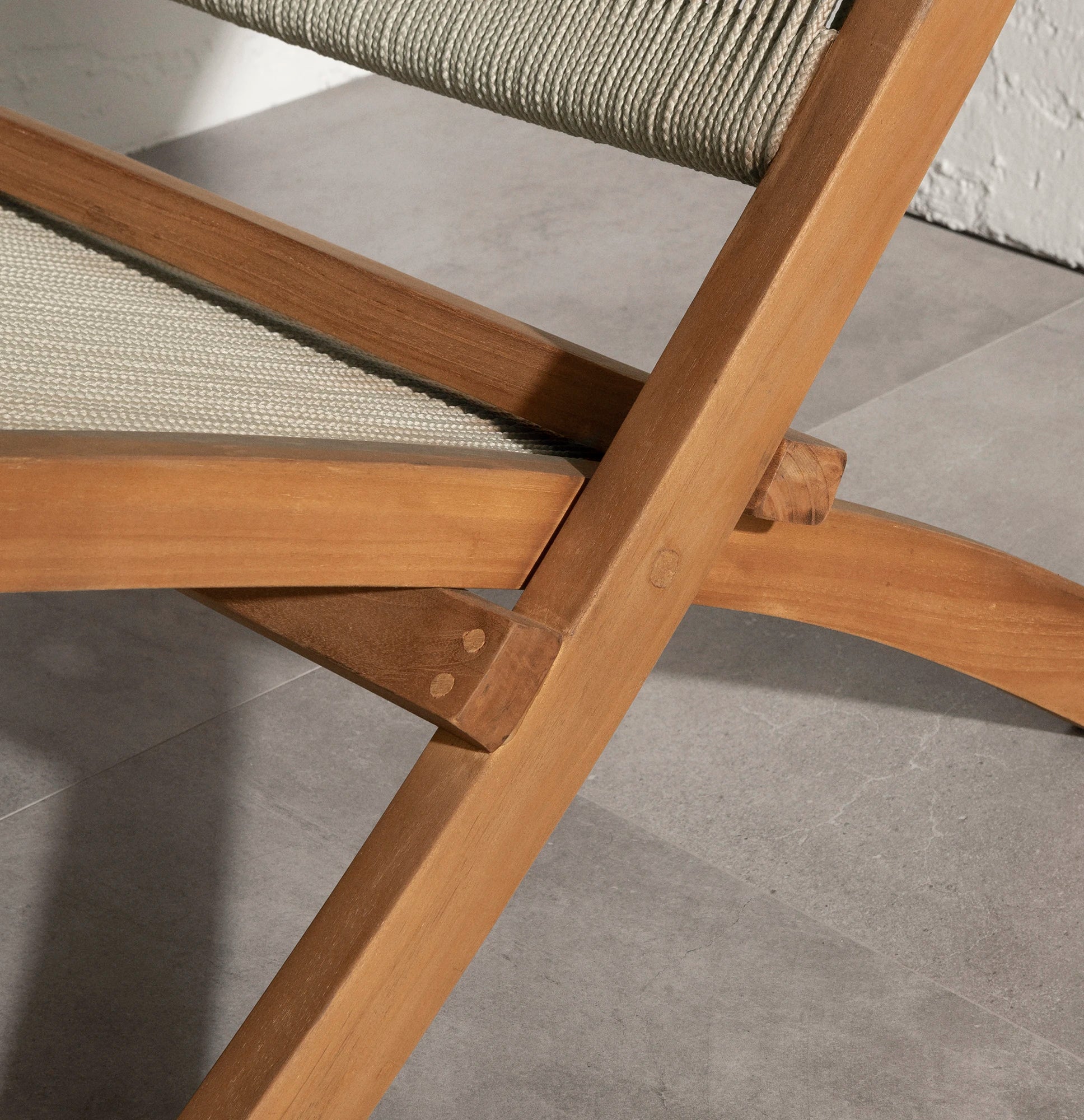 Wood and Rope Lounge Chair - Agave