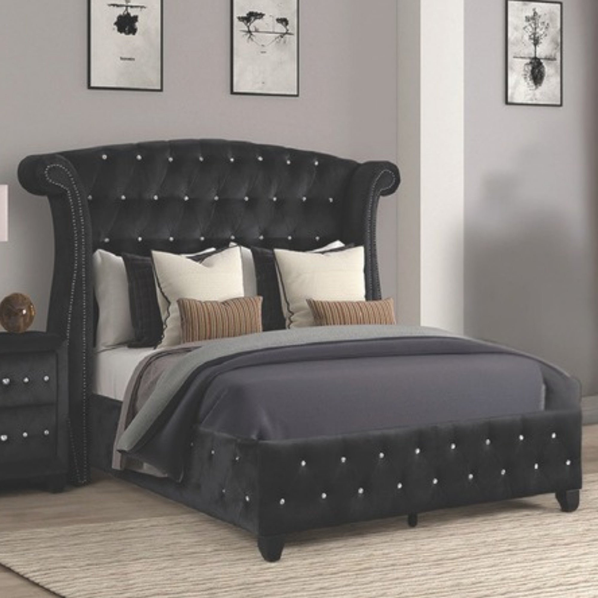 magnova-queen-bed-black_02