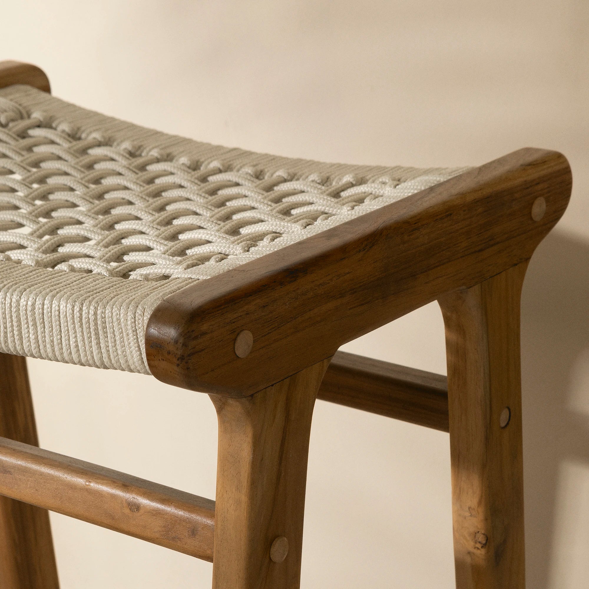 Teak Bar Table and Set of 4 Rope Bar Stools - Agave