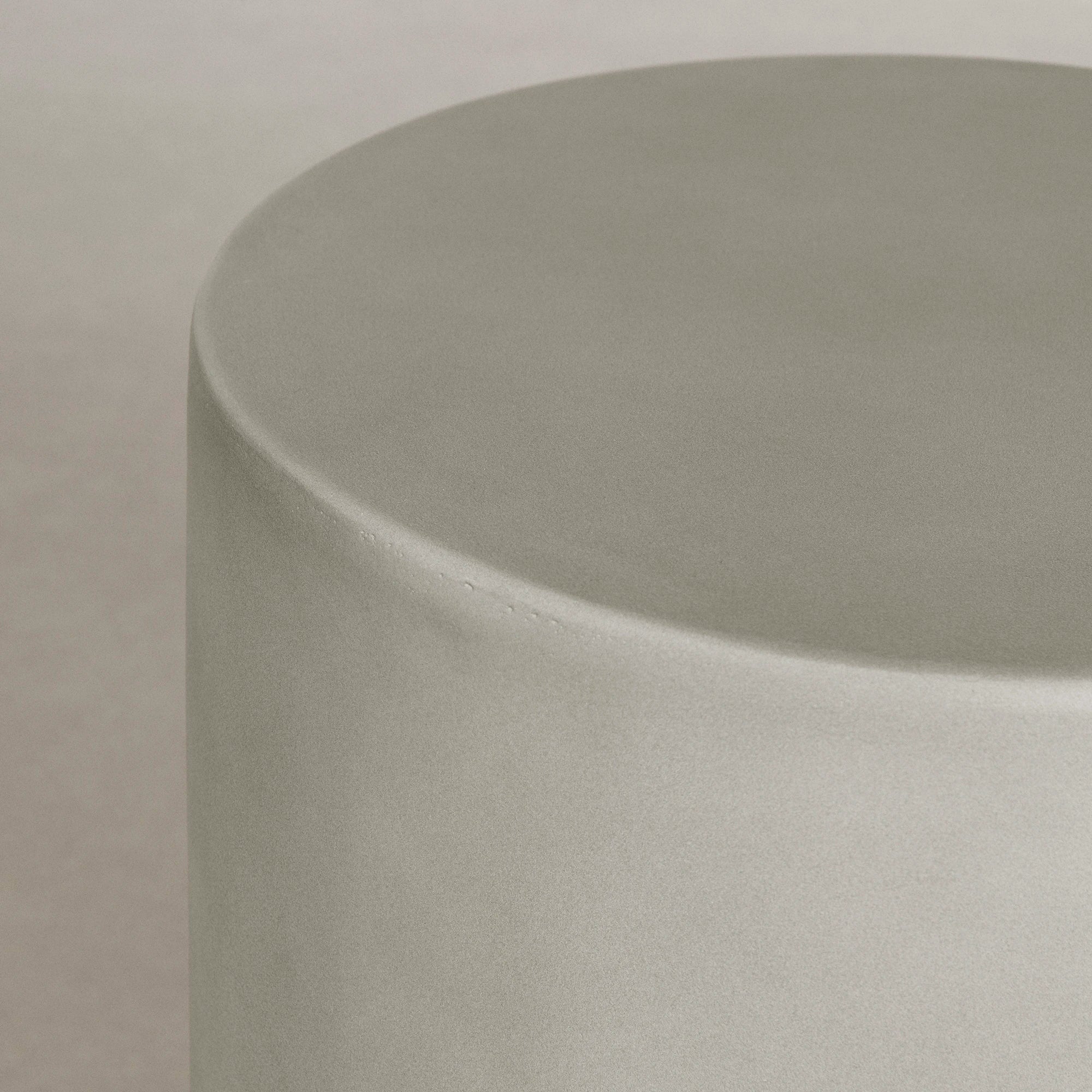 Cylindrical Side Table - Bellulo