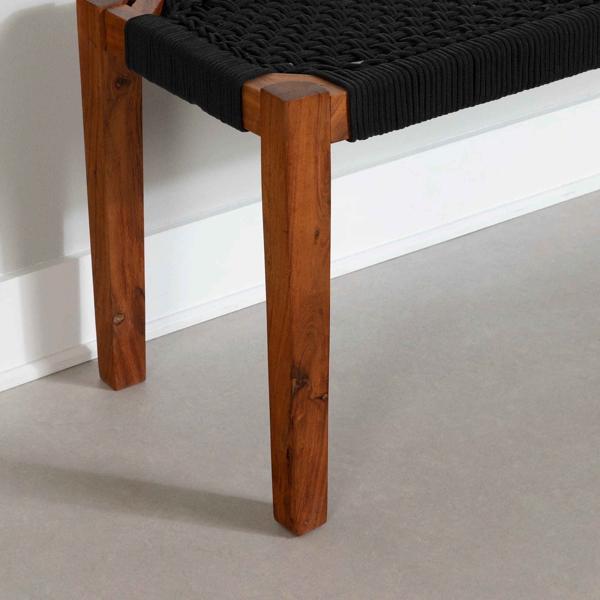 Wood and Rope Bench - Hoya