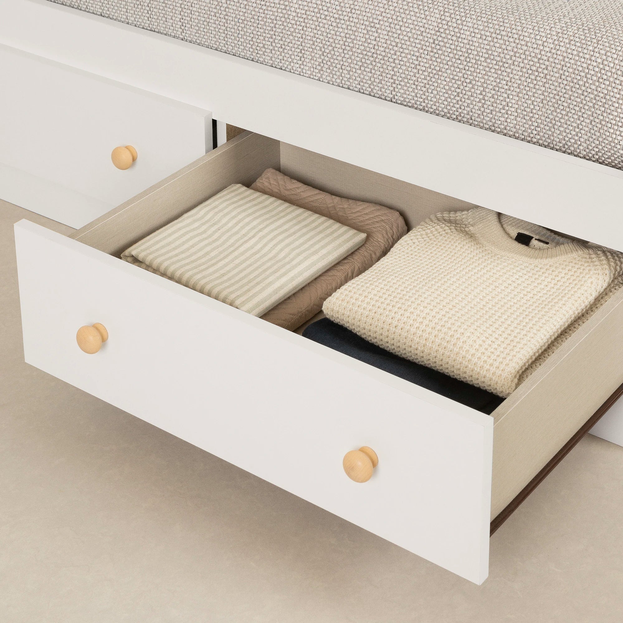 Mate's Platform Storage Bed with 3 Drawers - Summertime