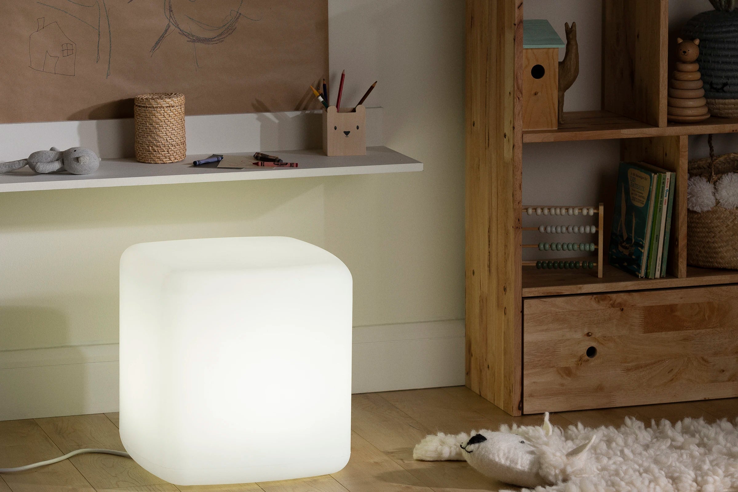 Lighted Kids Stool - Sweedi