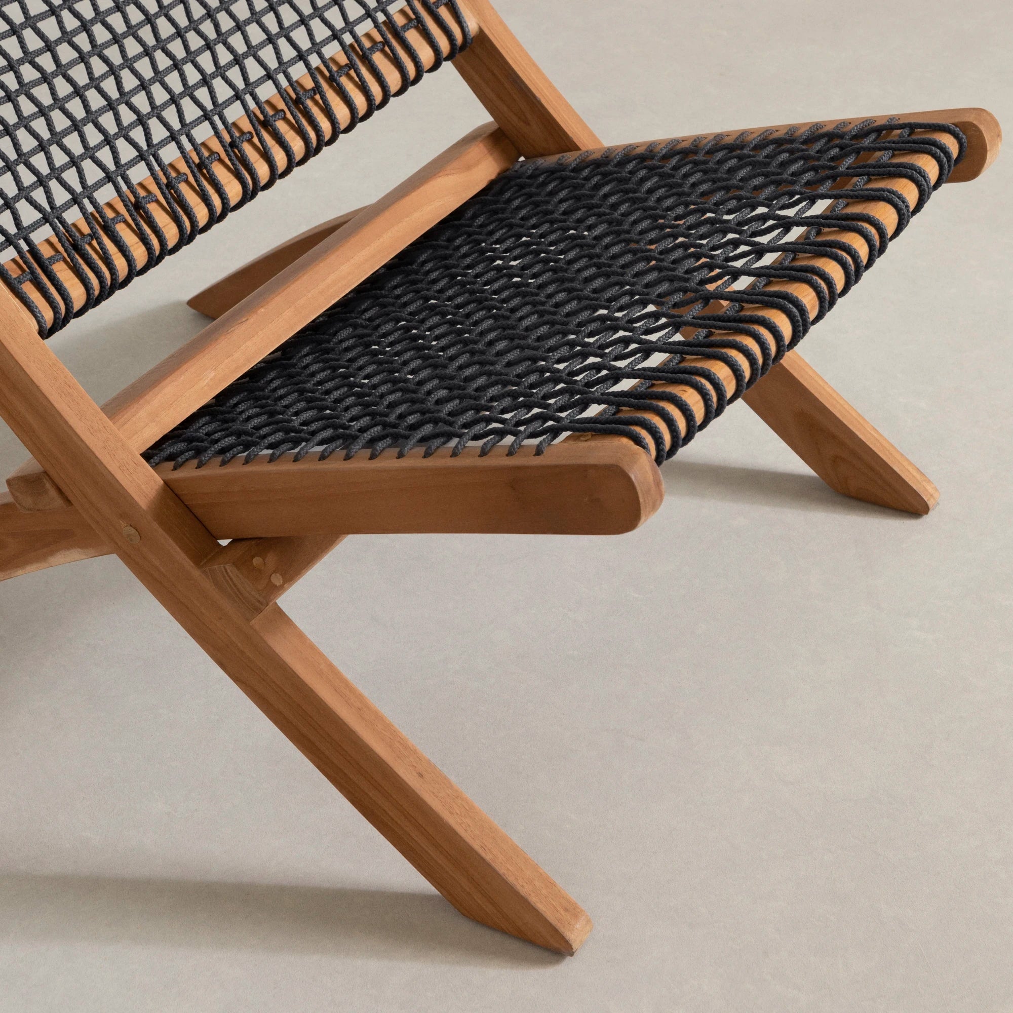 Wood and Woven Rope Lounge Chair - Balka