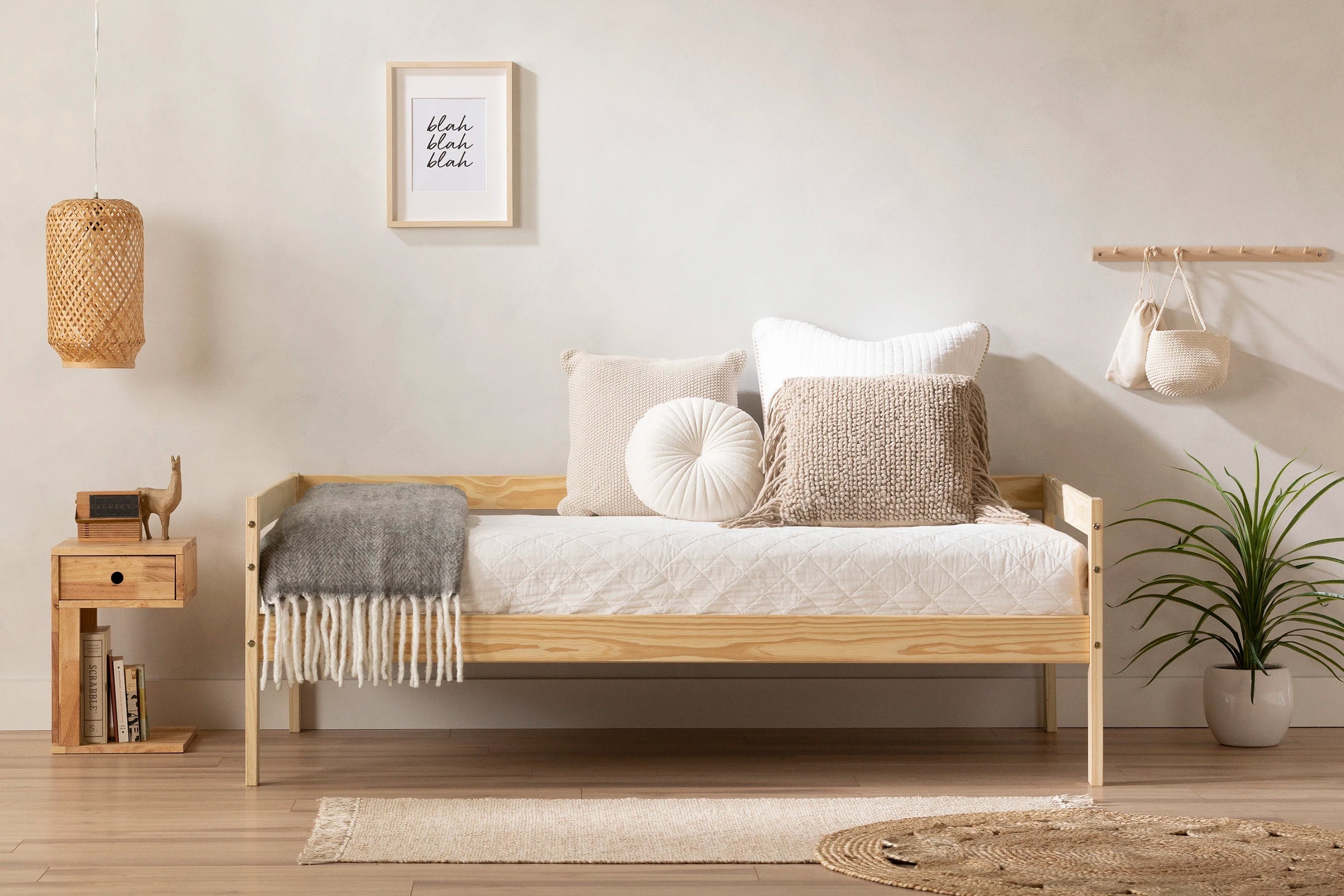 Solid Wood Daybed - Sweedi