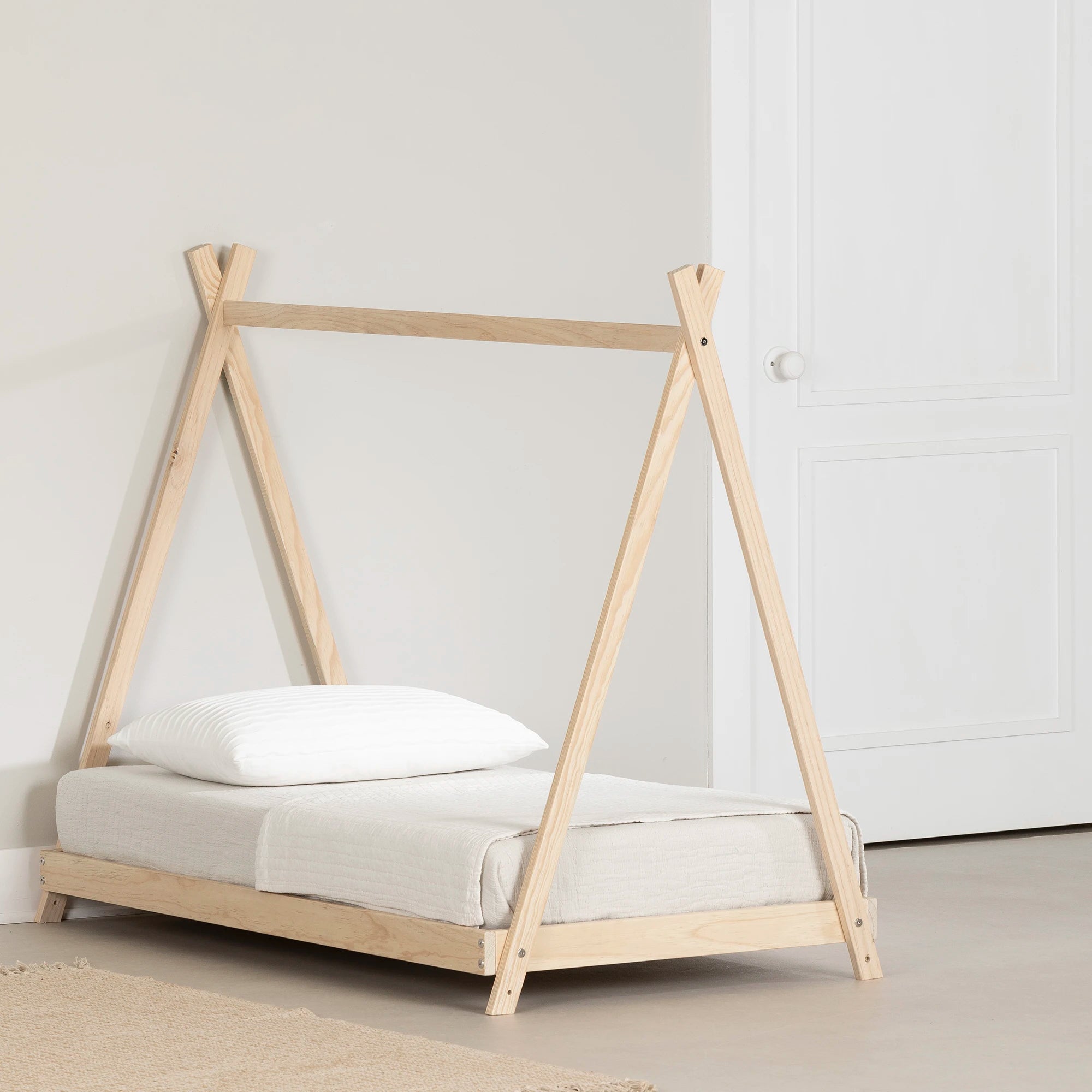 Lit pour enfant en bois massif - Sweedi