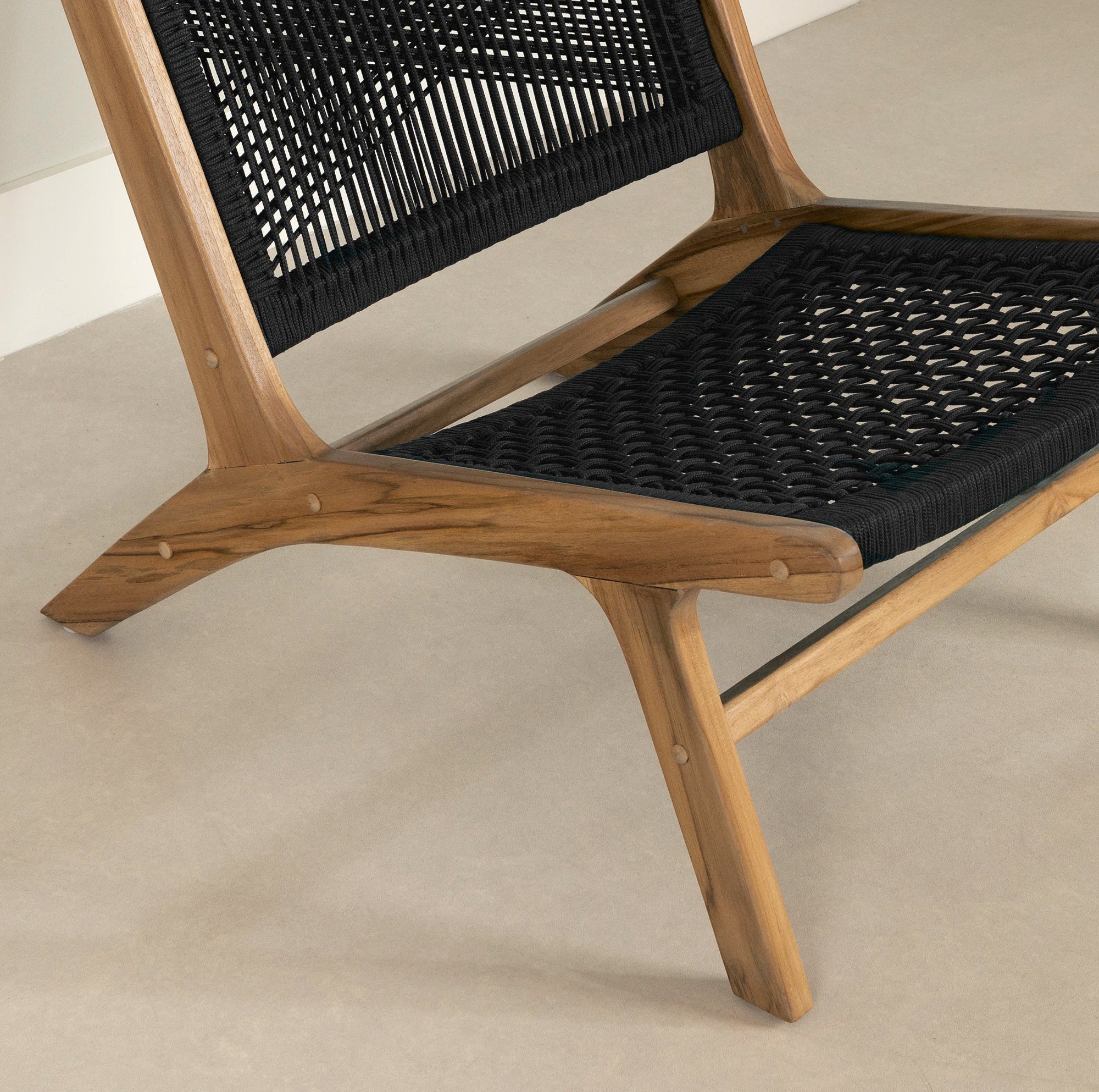 Teak Wood and Woven Rope Lounge Chair - Balka