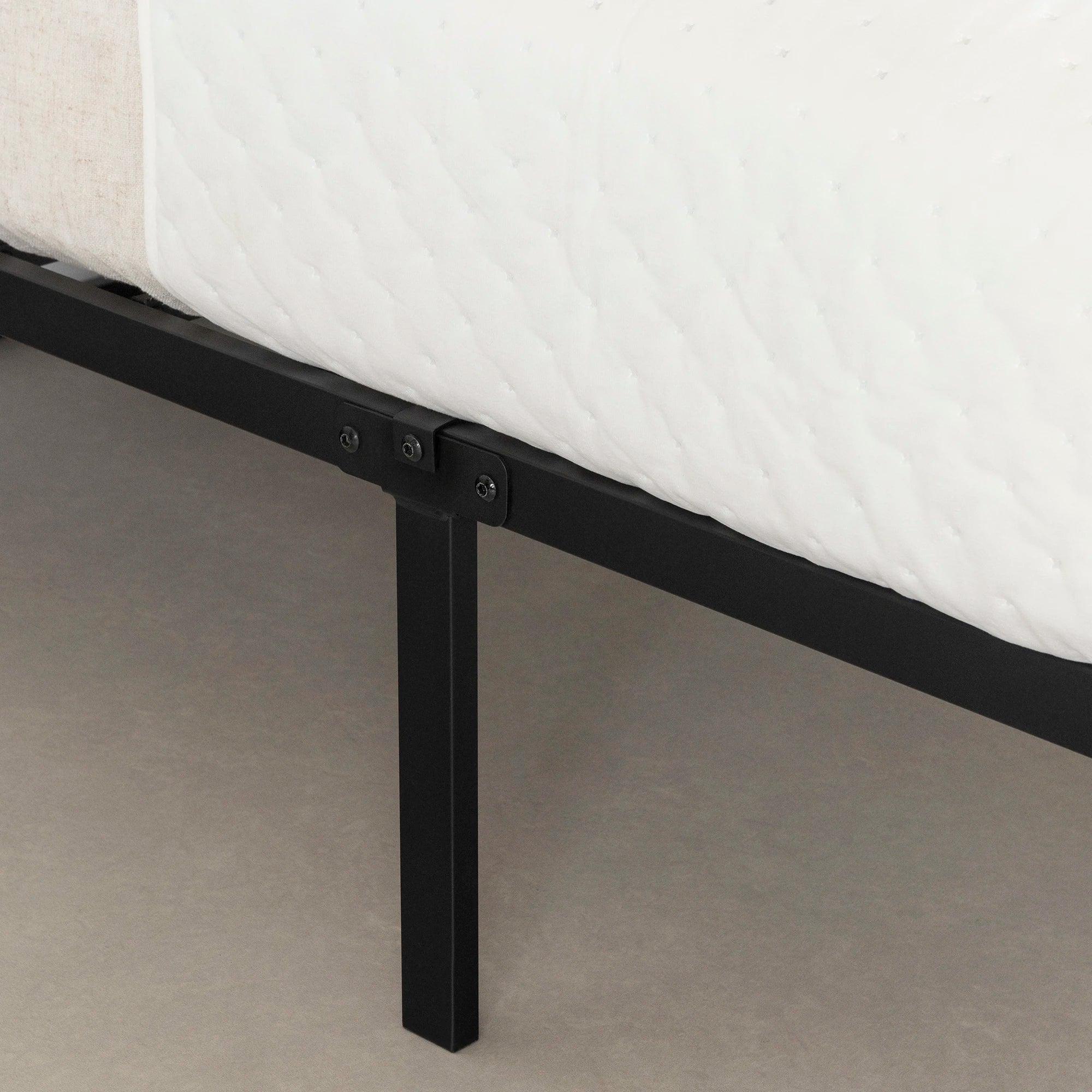 Upholstered Metal Bed - Mezzy